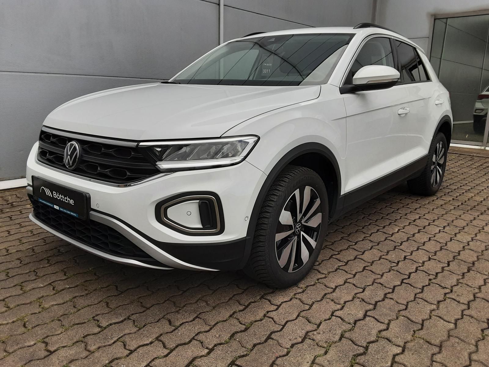 Volkswagen T-Roc Move 1.0 TSI - Samsaru's Car Outlet