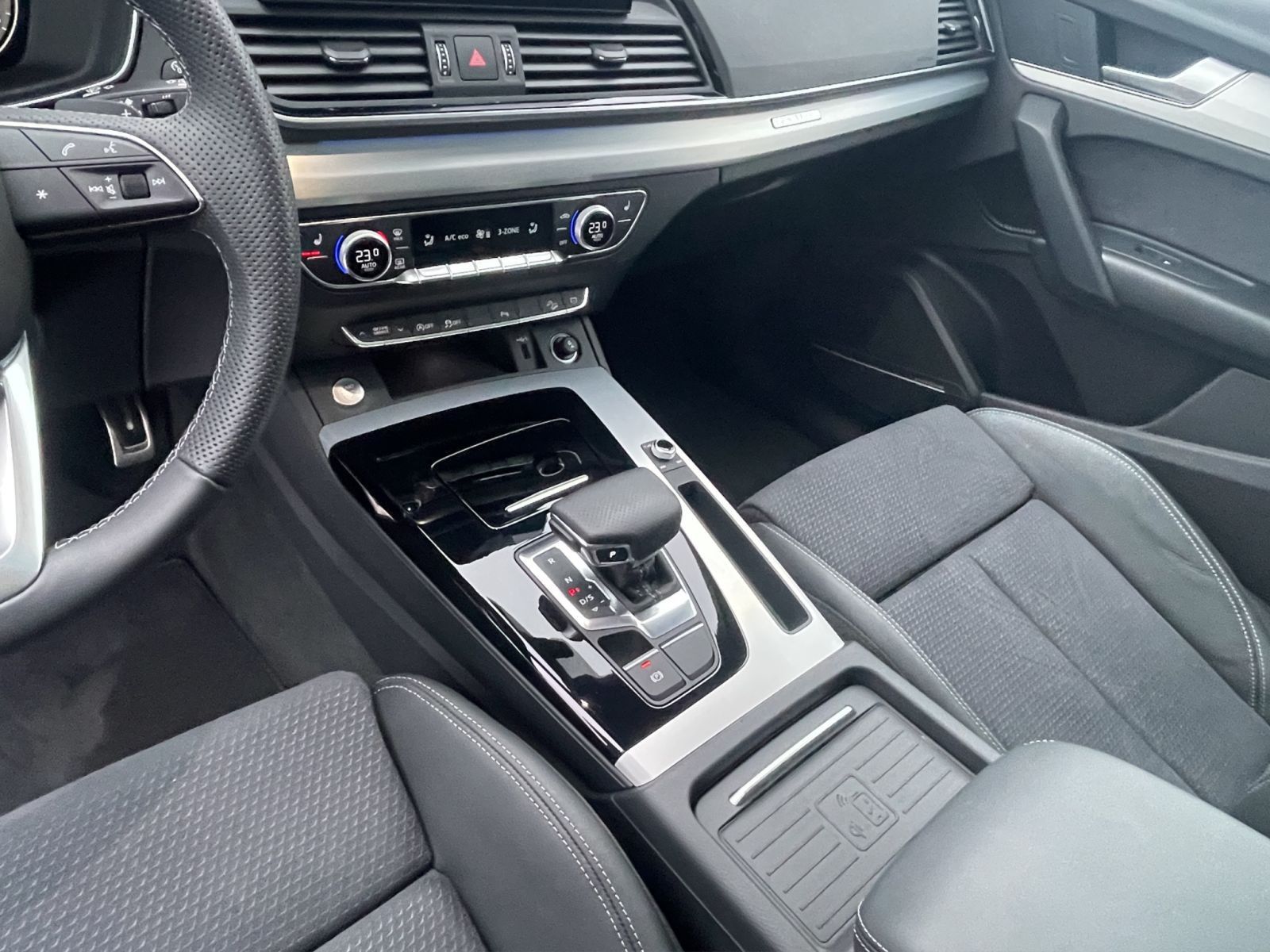 Audi Q5 SB 40 TDI qu. S line Matrix B&O Pano Kamera
