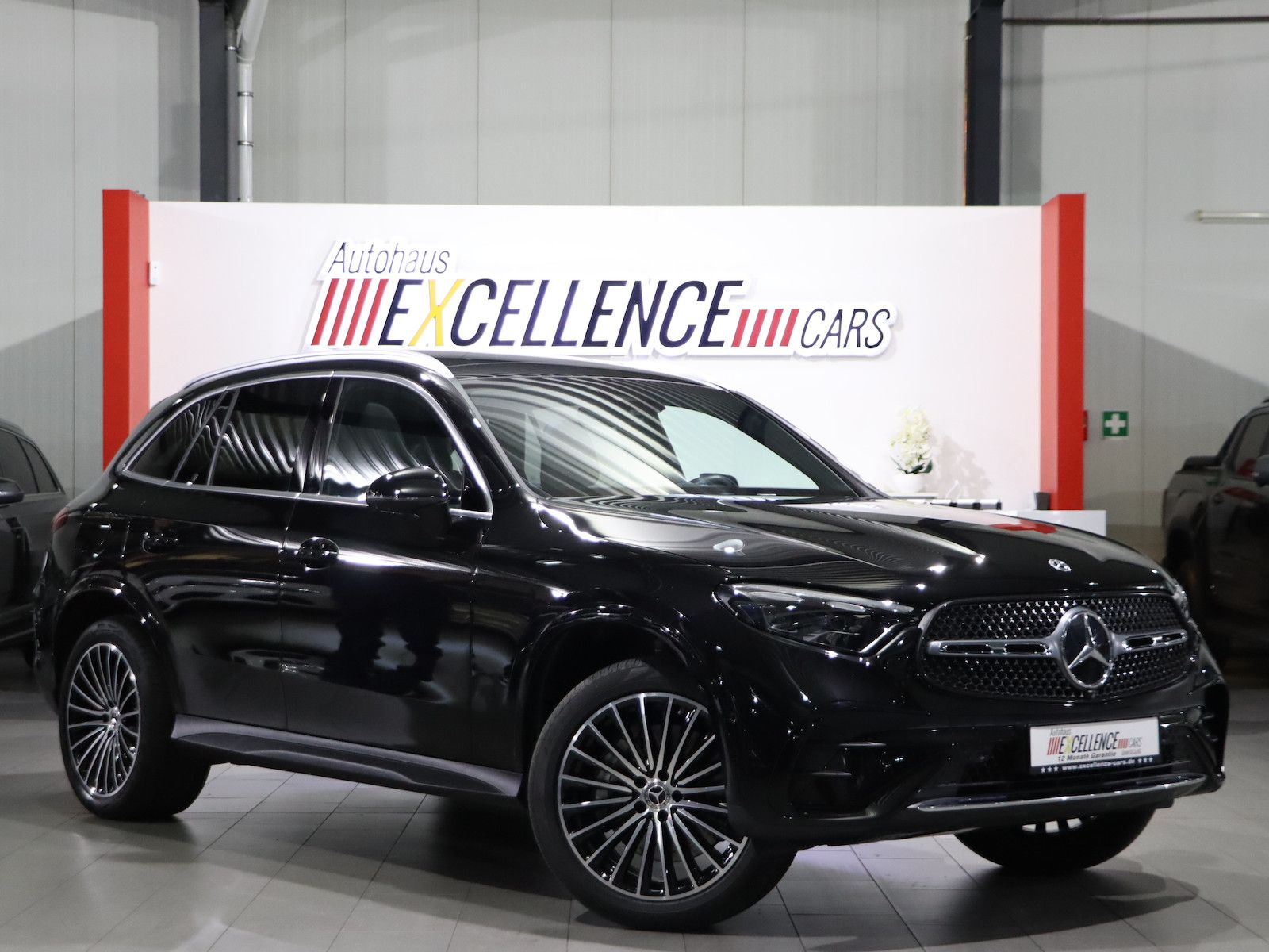 Mercedes-Benz GLC 300 de 4M AMG-LINE / PANORAMA / LASER / TOP