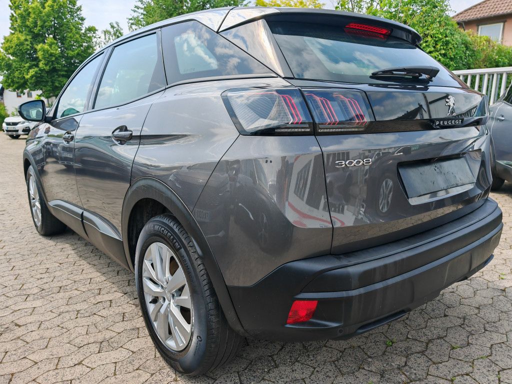 Peugeot 3008 PureTech 130 EAT8 - Samsaru's Car Outlet