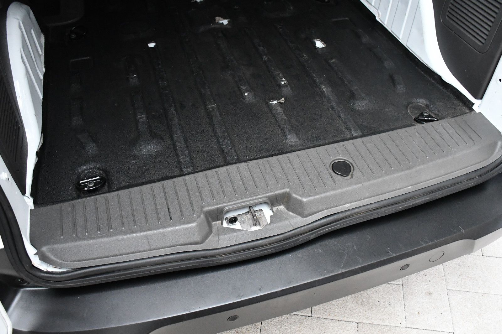 Ford Transit Connect Kasten Trend - Samsaru's Car Outlet