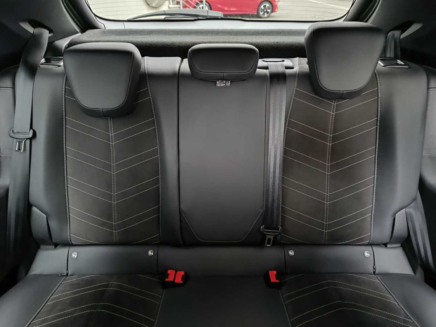 Opel Mokka-e Ultimate - Samsaru's Car Outlet