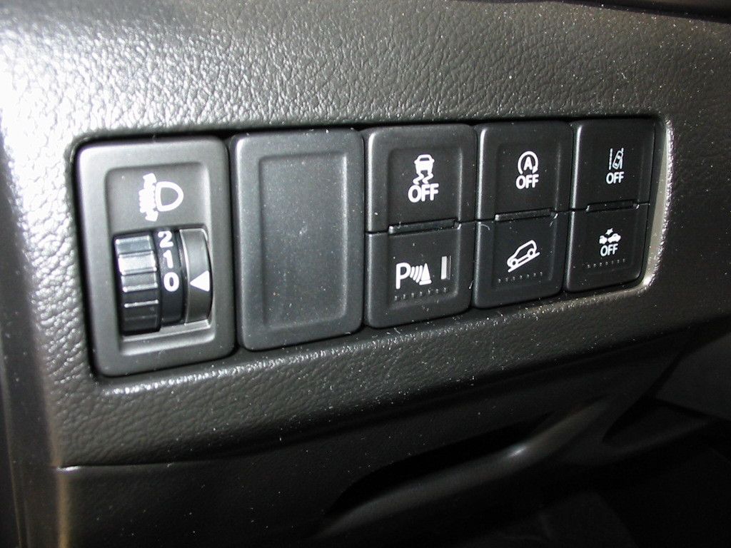 Suzuki Vitara Allrad - Samsaru's Car Outlet