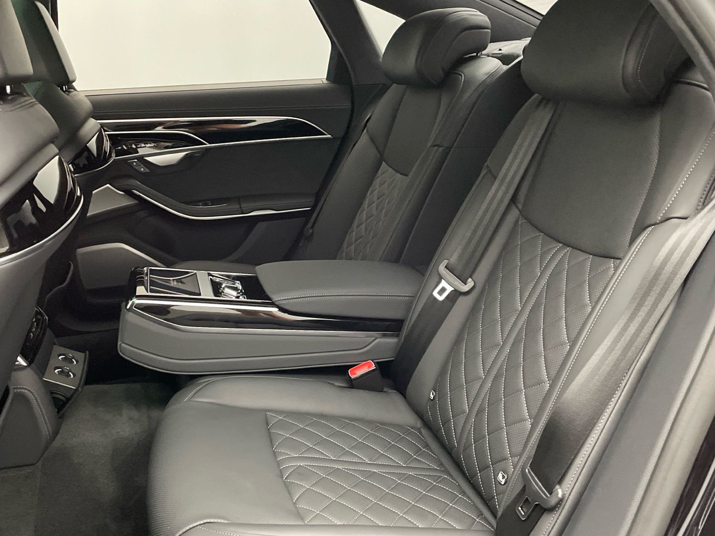 Audi A8 50 TDI quattro - Samsaru's Car Outlet