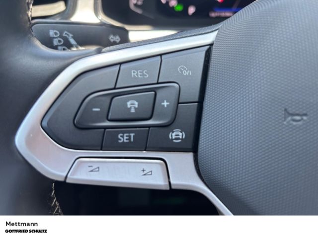Volkswagen T-Roc Life 1.5 TSI DSG - Samsaru's Car Outlet