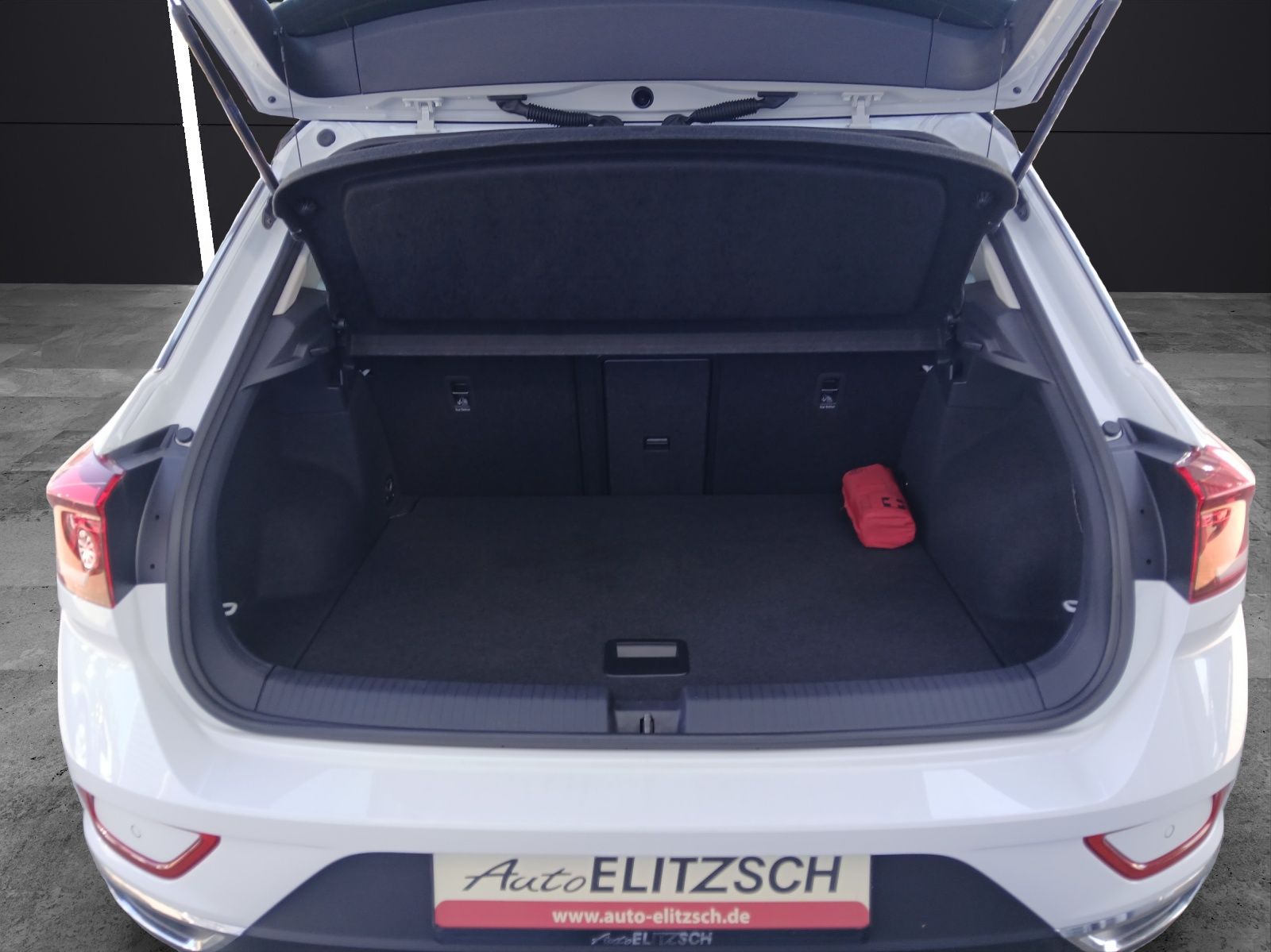 Volkswagen T-Roc TDI Style - Samsaru's Car Outlet