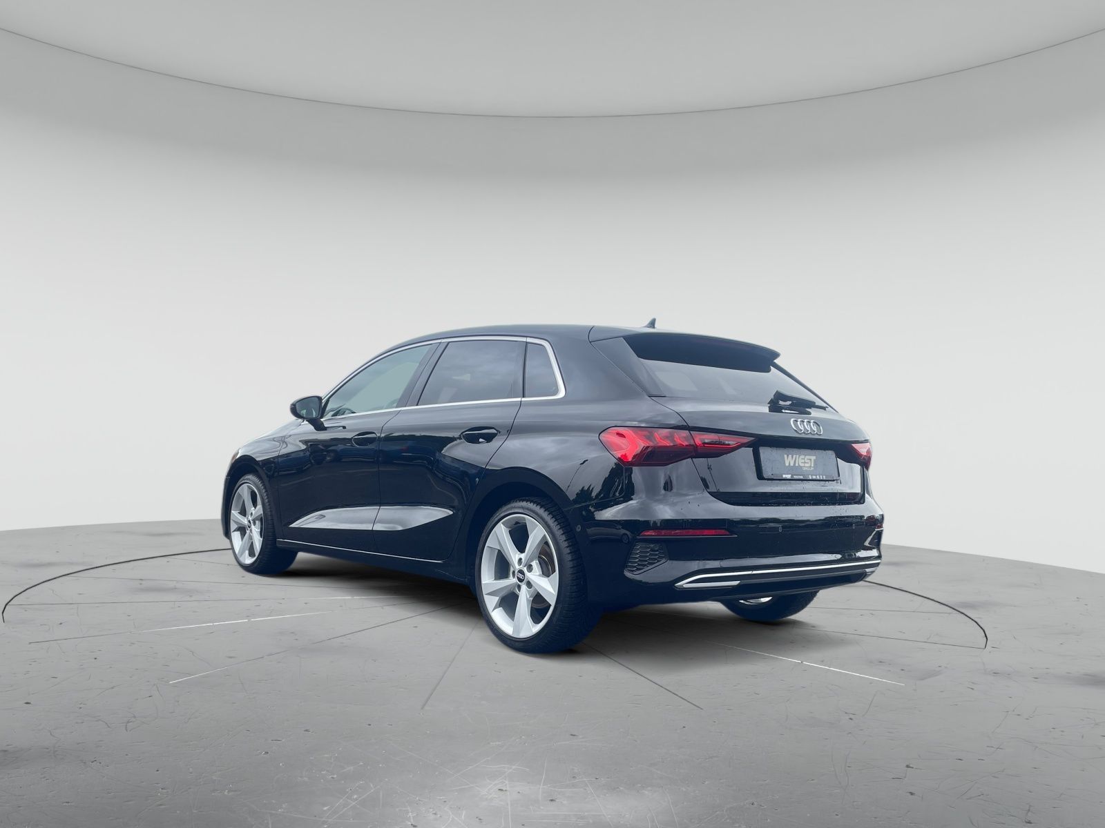 Audi A3 Sportback advanced 35 TFSI - Samsaru's Car Outlet