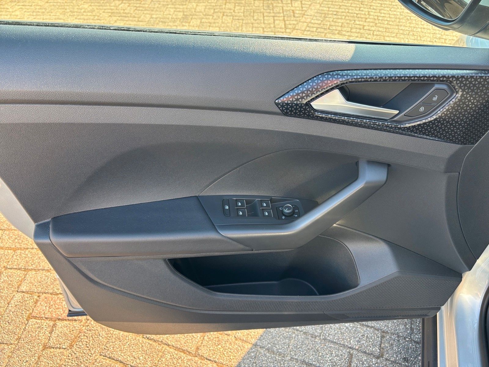Volkswagen T-Cross Style - Samsaru's Car Outlet