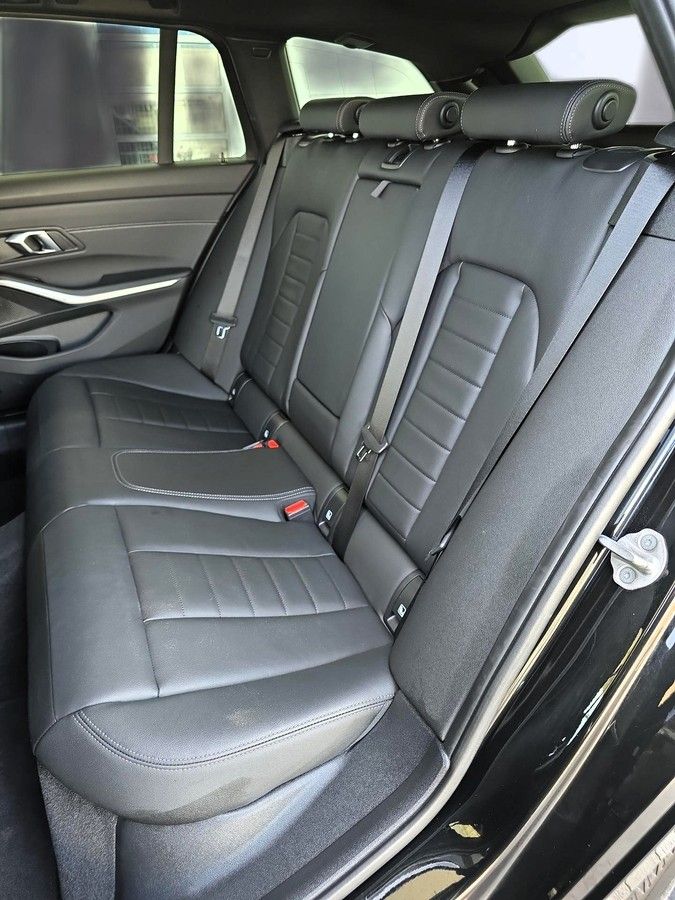BMW 320 d xDr.Tour. M SPORT+HUD+STANDH+KOMFORZ.+LENK