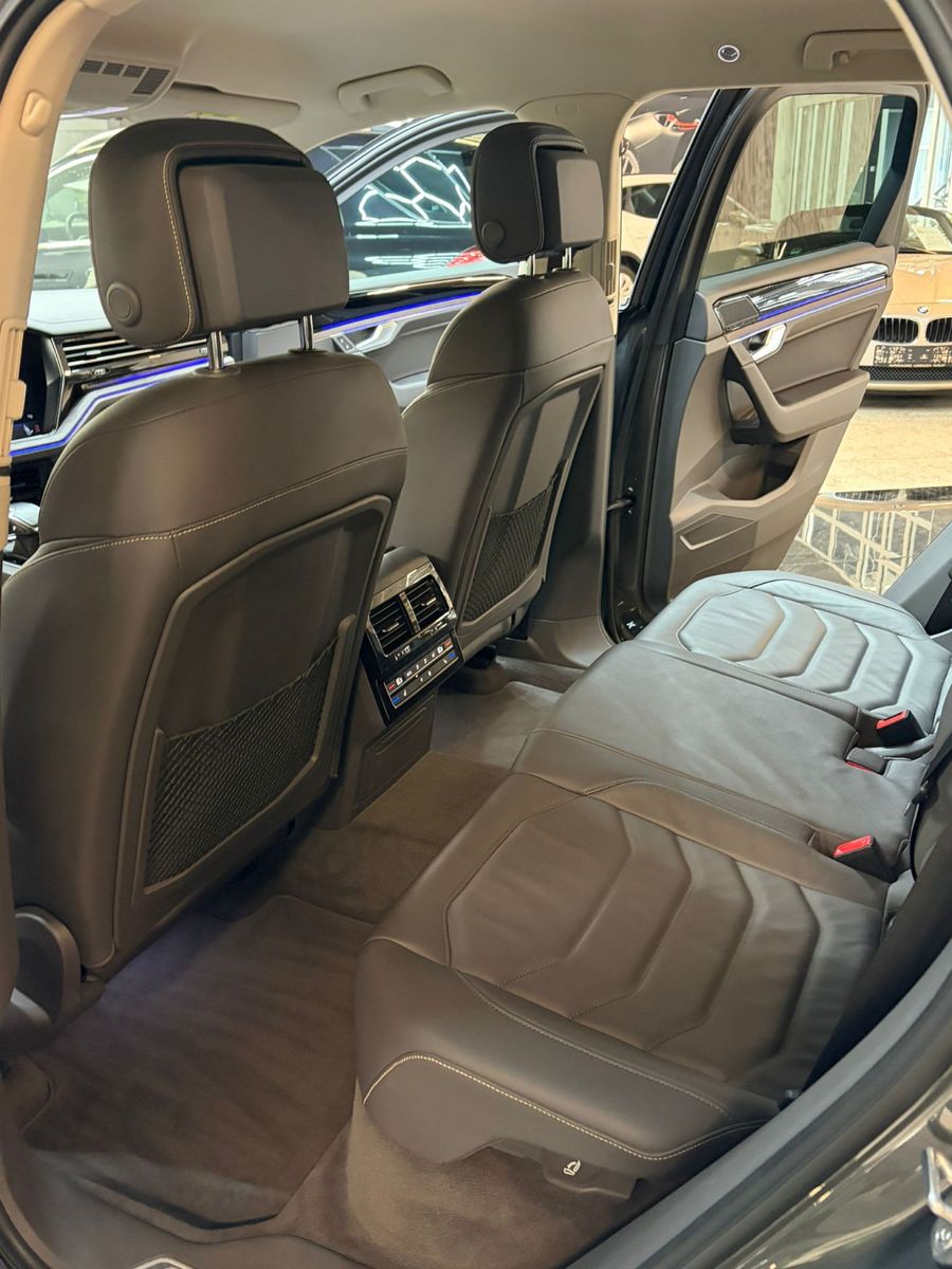 Volkswagen Touareg Atmosphere 4Motion virtual Memory AHK