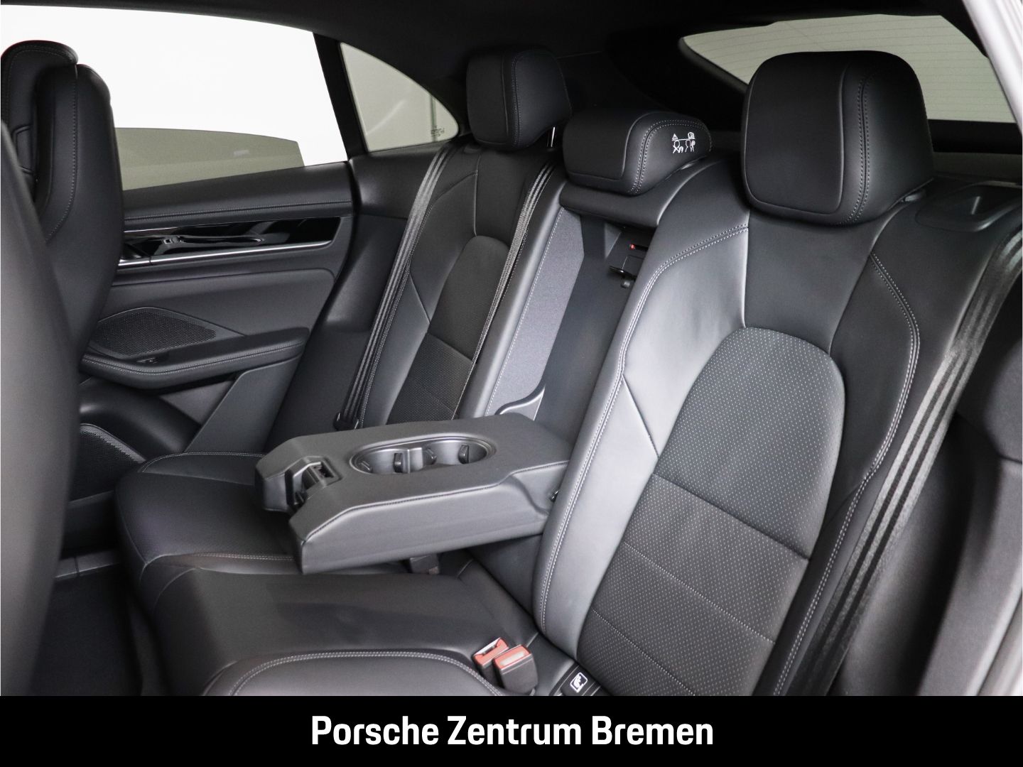 Porsche Macan 4S - Samsaru's Car Outlet