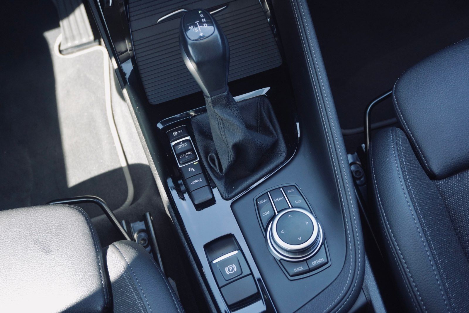 BMW X1 xDrive25e Sport Line - Samsaru's Car Outlet
