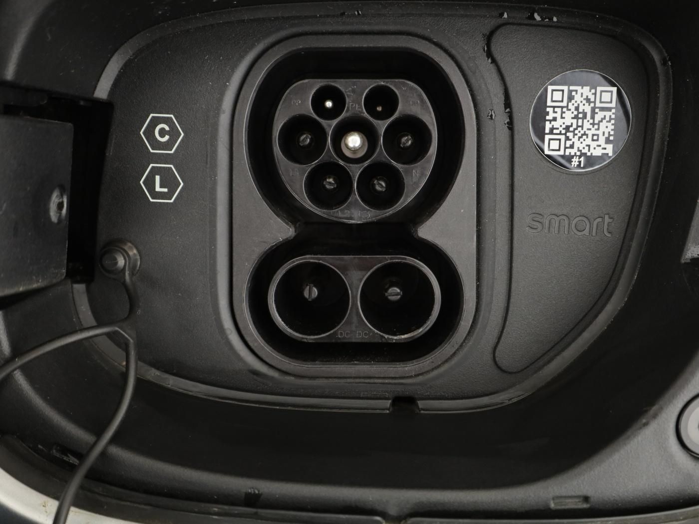 Smart #1 Brabus AWD (66kWh) 2xKlima 360 ACC AUT HUD LM