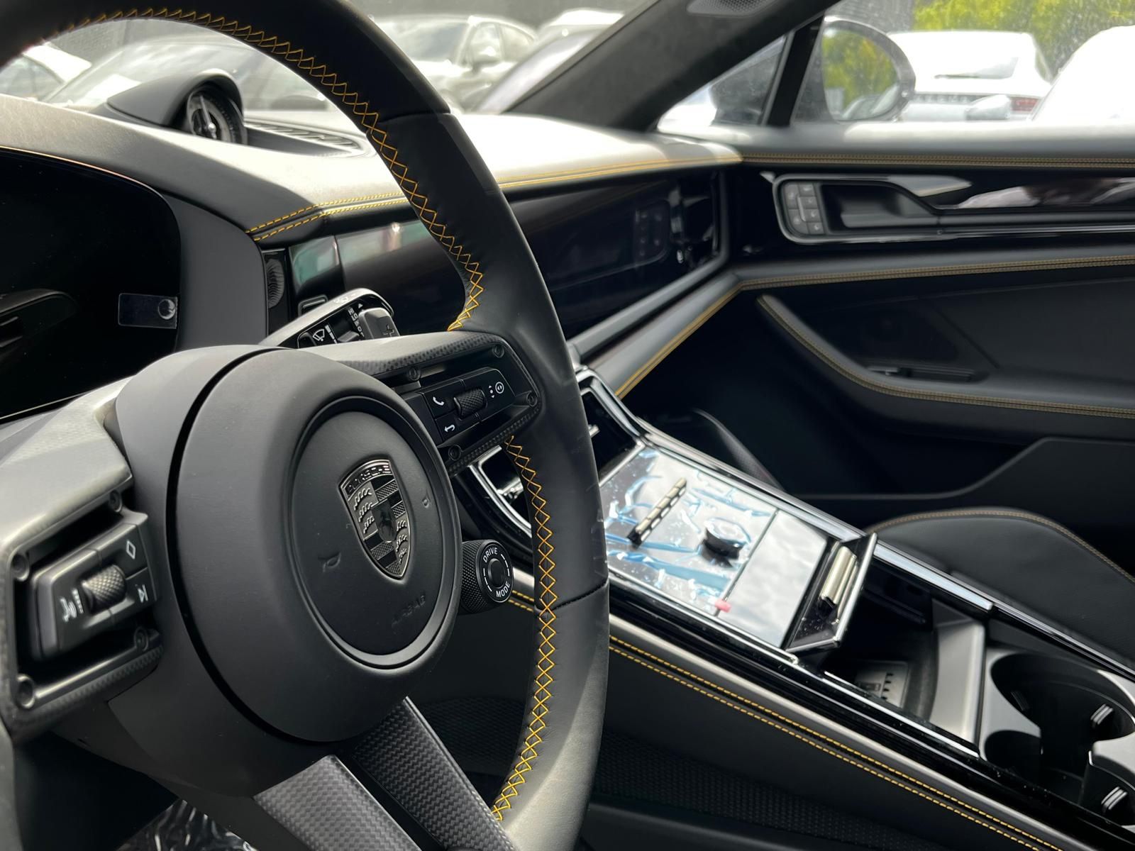 Porsche Panamera Turbo S E-Hybrid KERAMIK Manufaktur