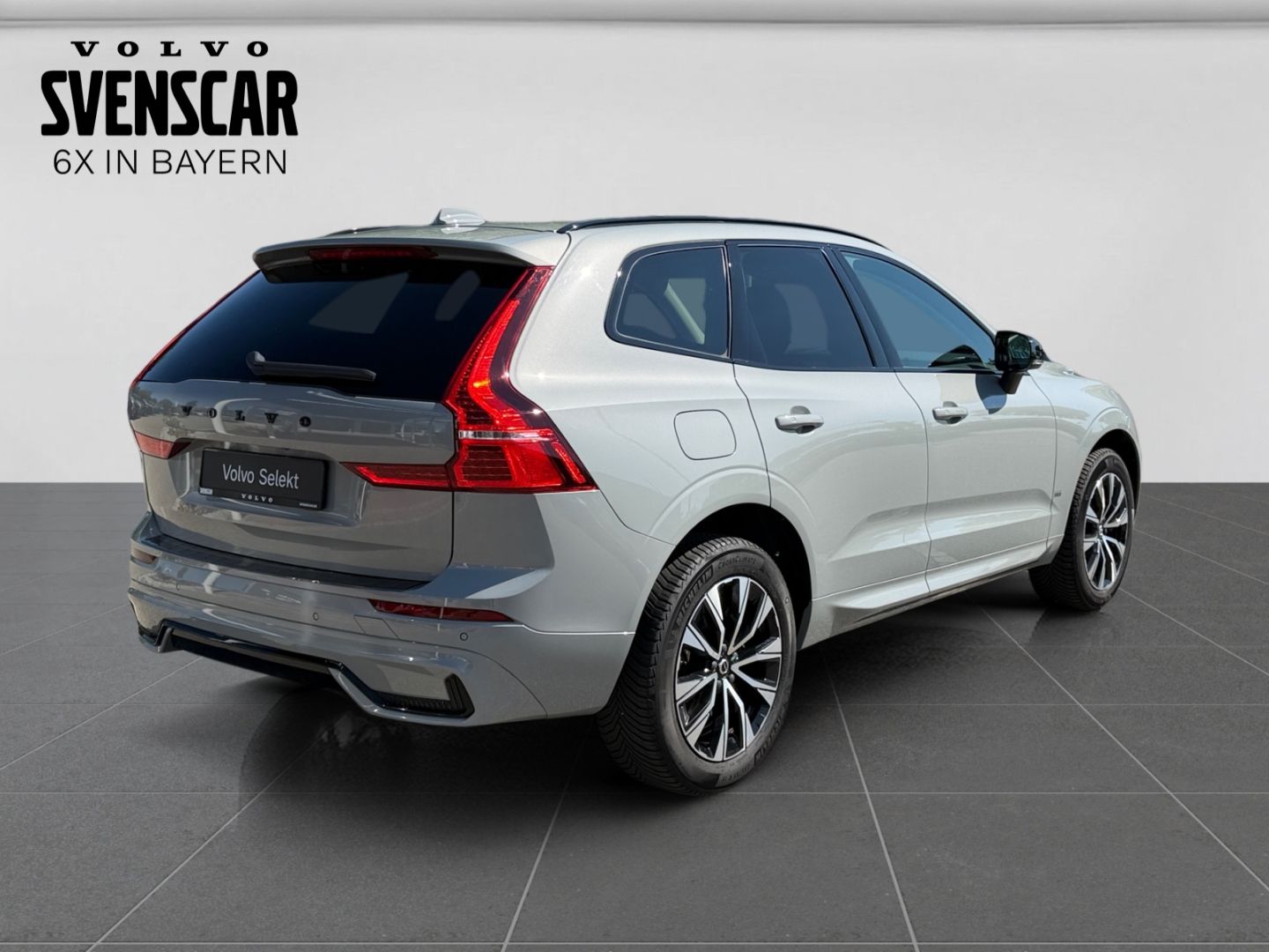 Volvo XC60 B4 Plus Dark Harman Kardon Memory Kurvenlic