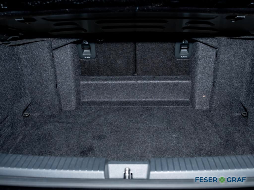 Volkswagen T-Roc 1.5TSI R-LINE - Samsaru's Car Outlet