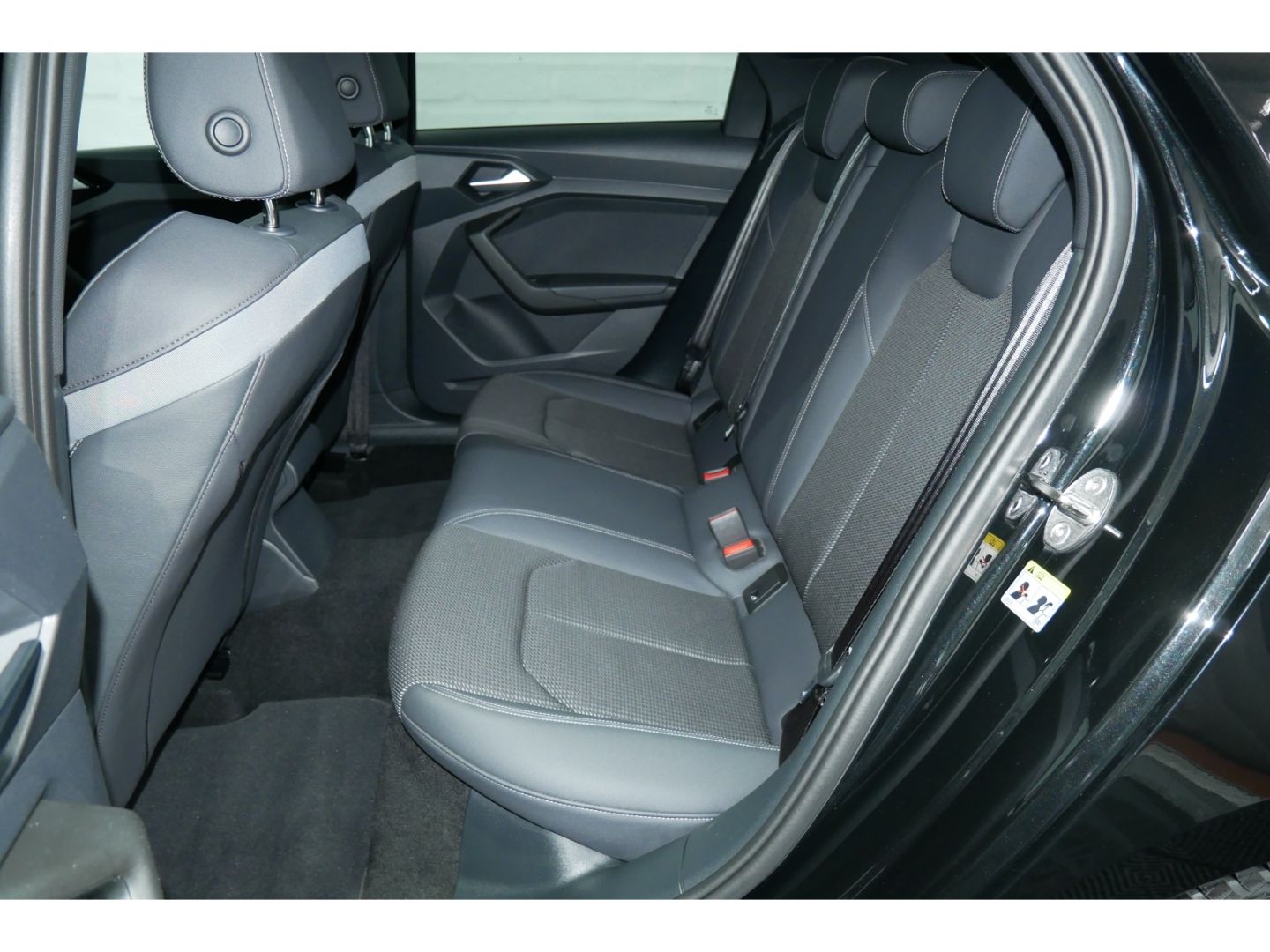 Audi A1 SB 30 TFSI S line LED+MMI+Leder+Virtual+PDC