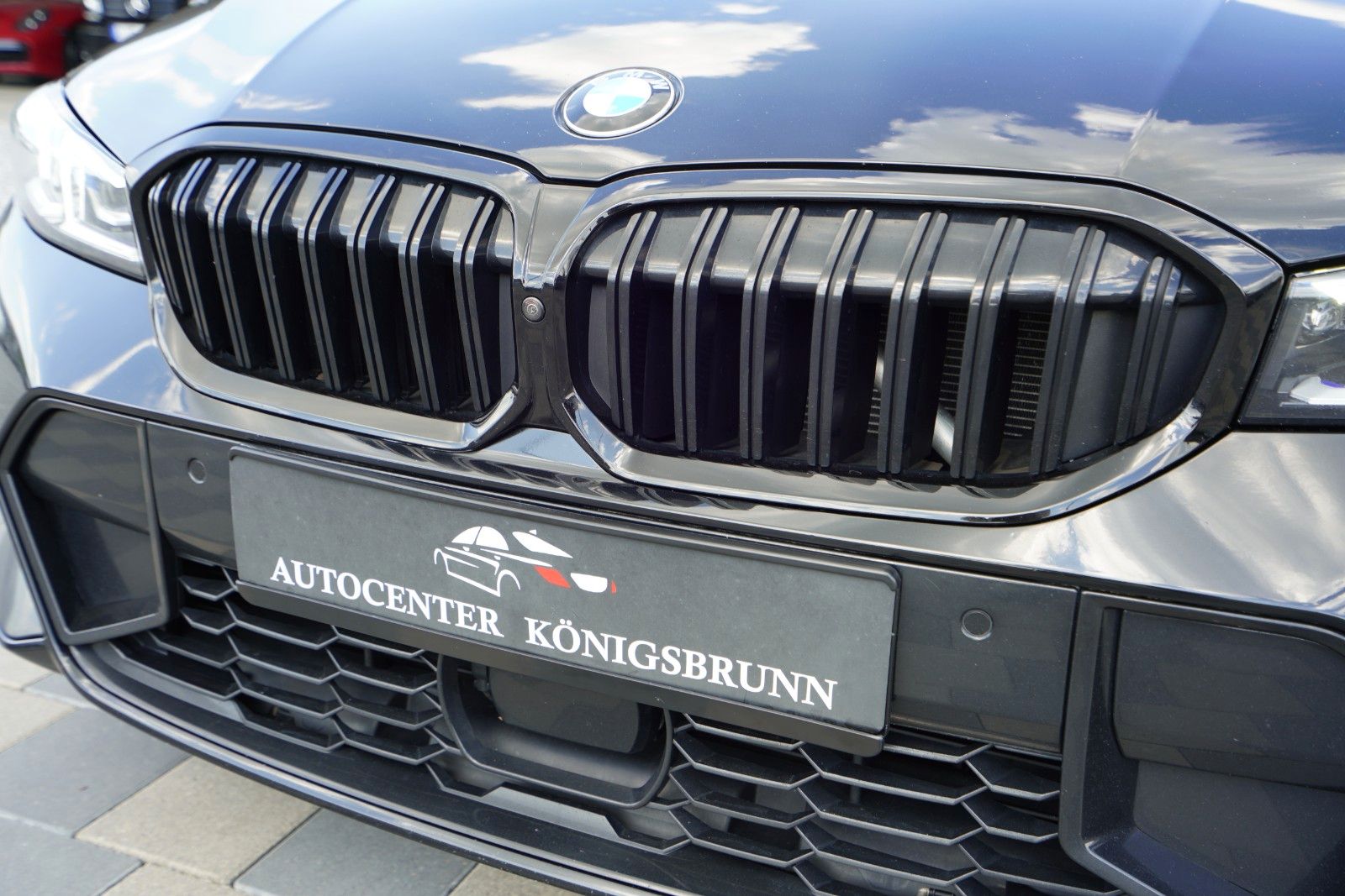 BMW 320d*xDrive*M Sport*H&K*Schiebedach*STHZ*360°*
