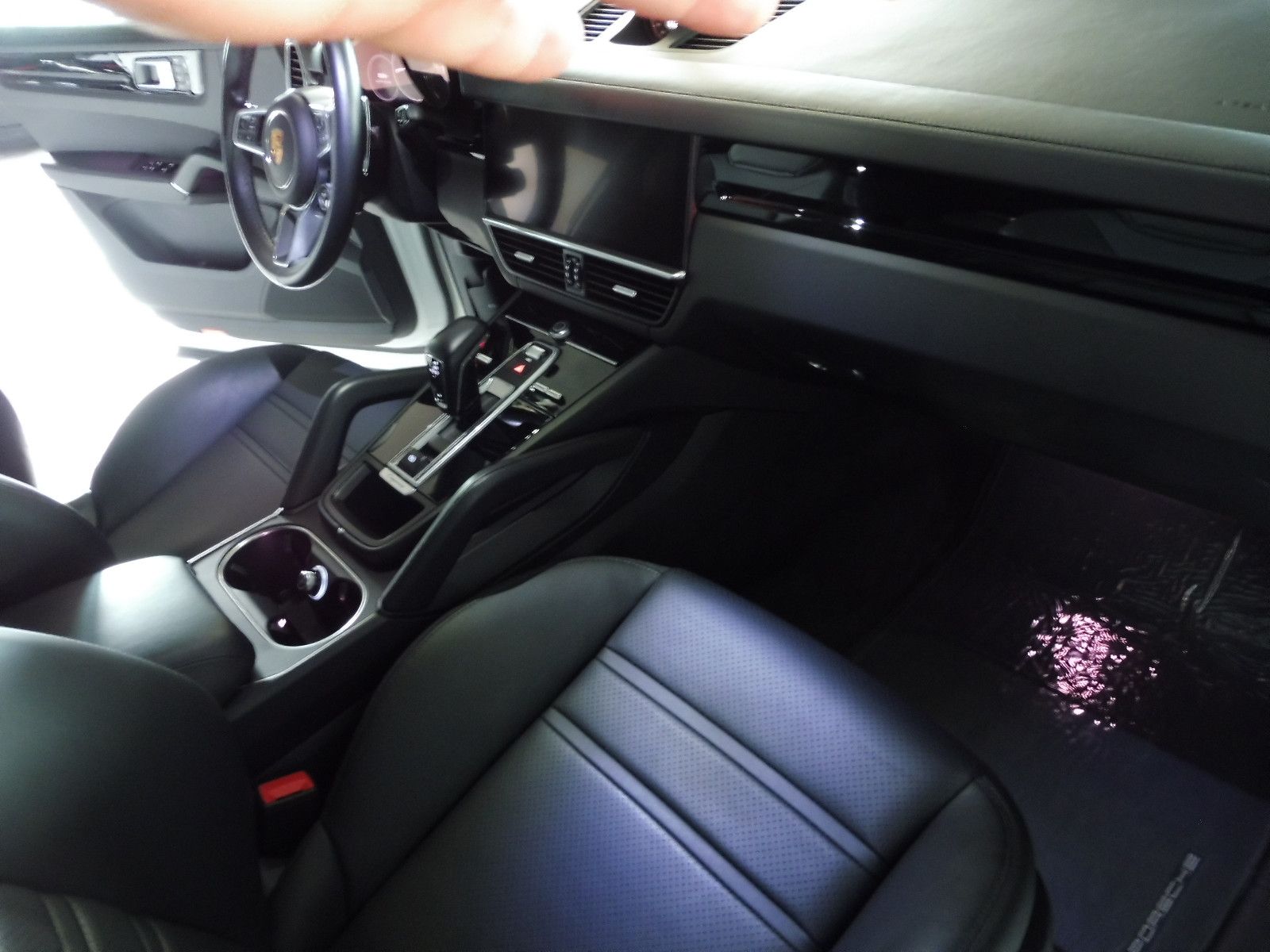 Porsche Cayenne Coupe E-Hybrid Approved/360°/Spur/Pano