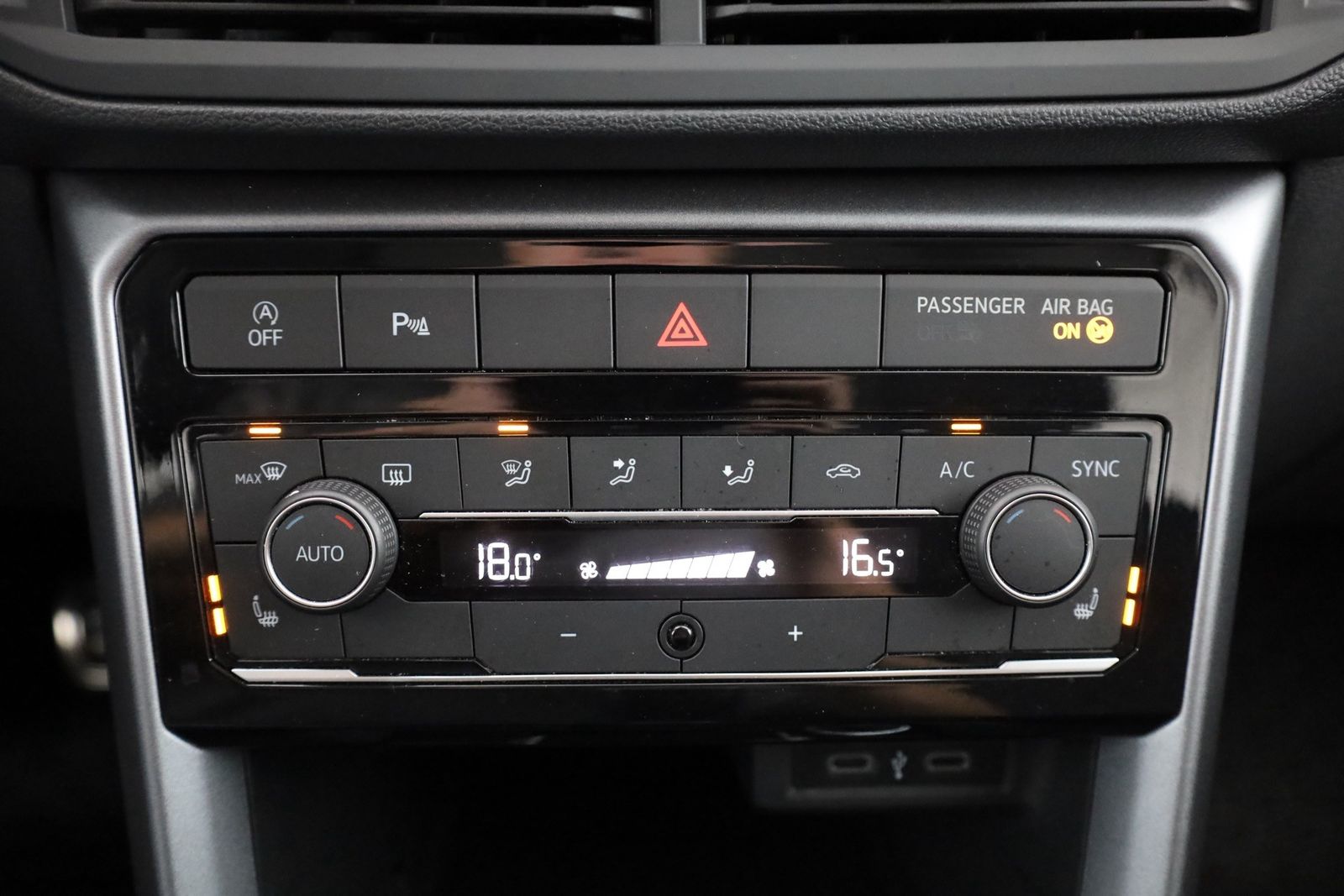 Volkswagen T-Cross 1.0 TSI Active - Samsaru's Car Outlet