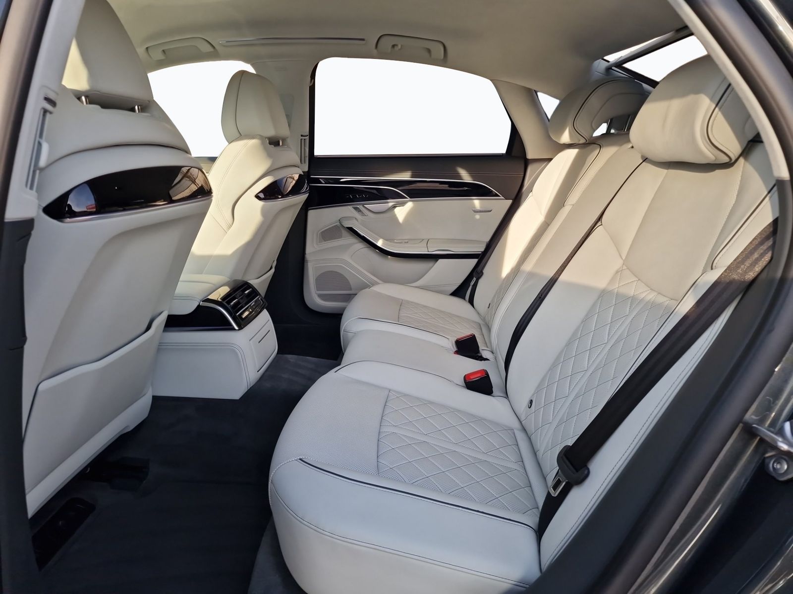 Audi A8 50 TDI qu S line - Samsaru's Car Outlet