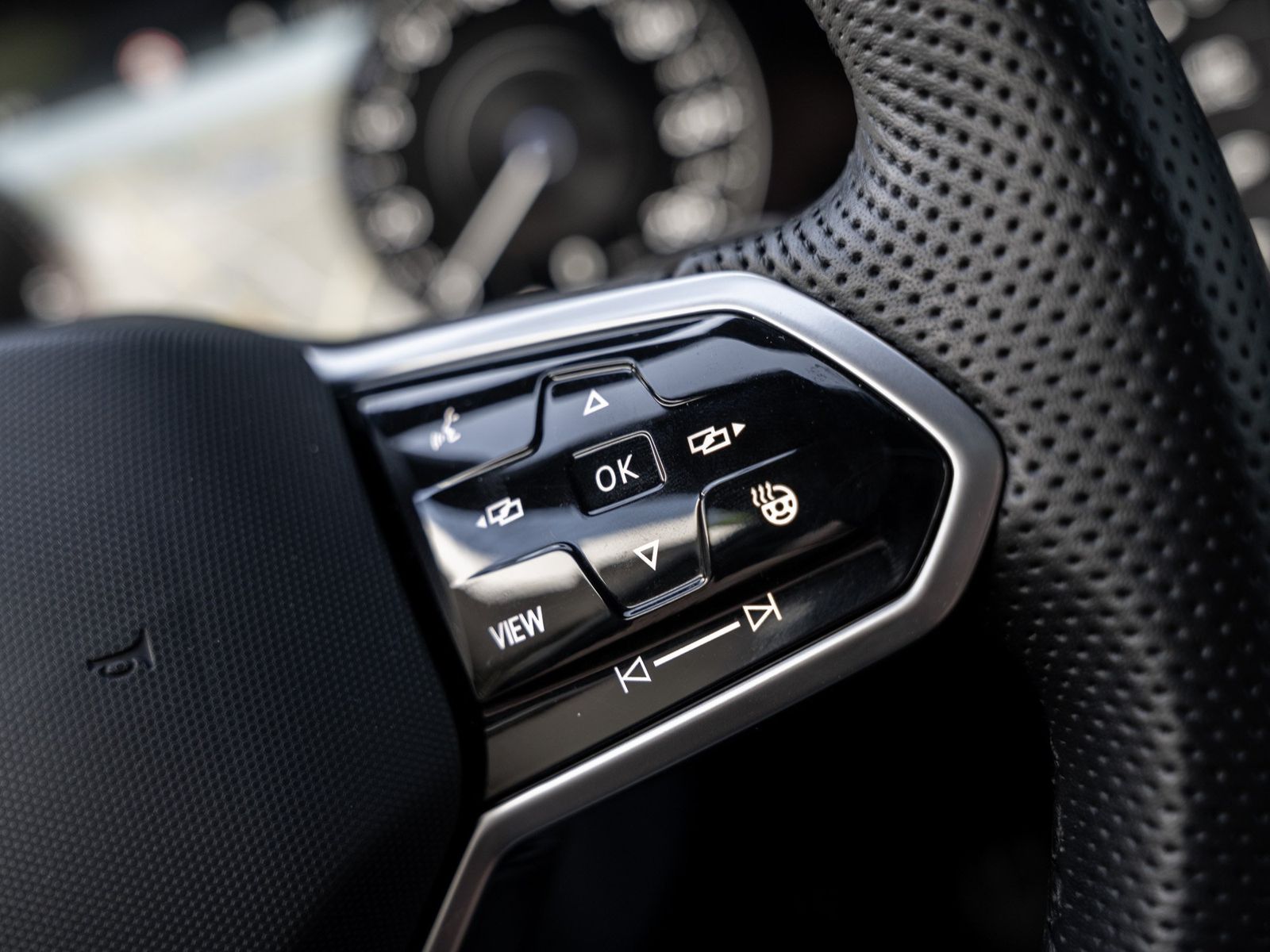 Volkswagen Touareg TDI R-Line Pano IQLight AHK Kam. Leder