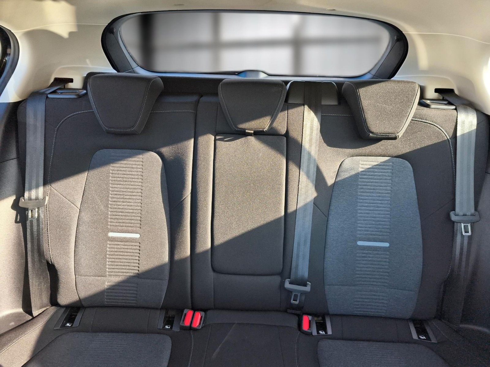 Ford Focus Lim. Active X NAVI LED ACC TOP ZUSTAND