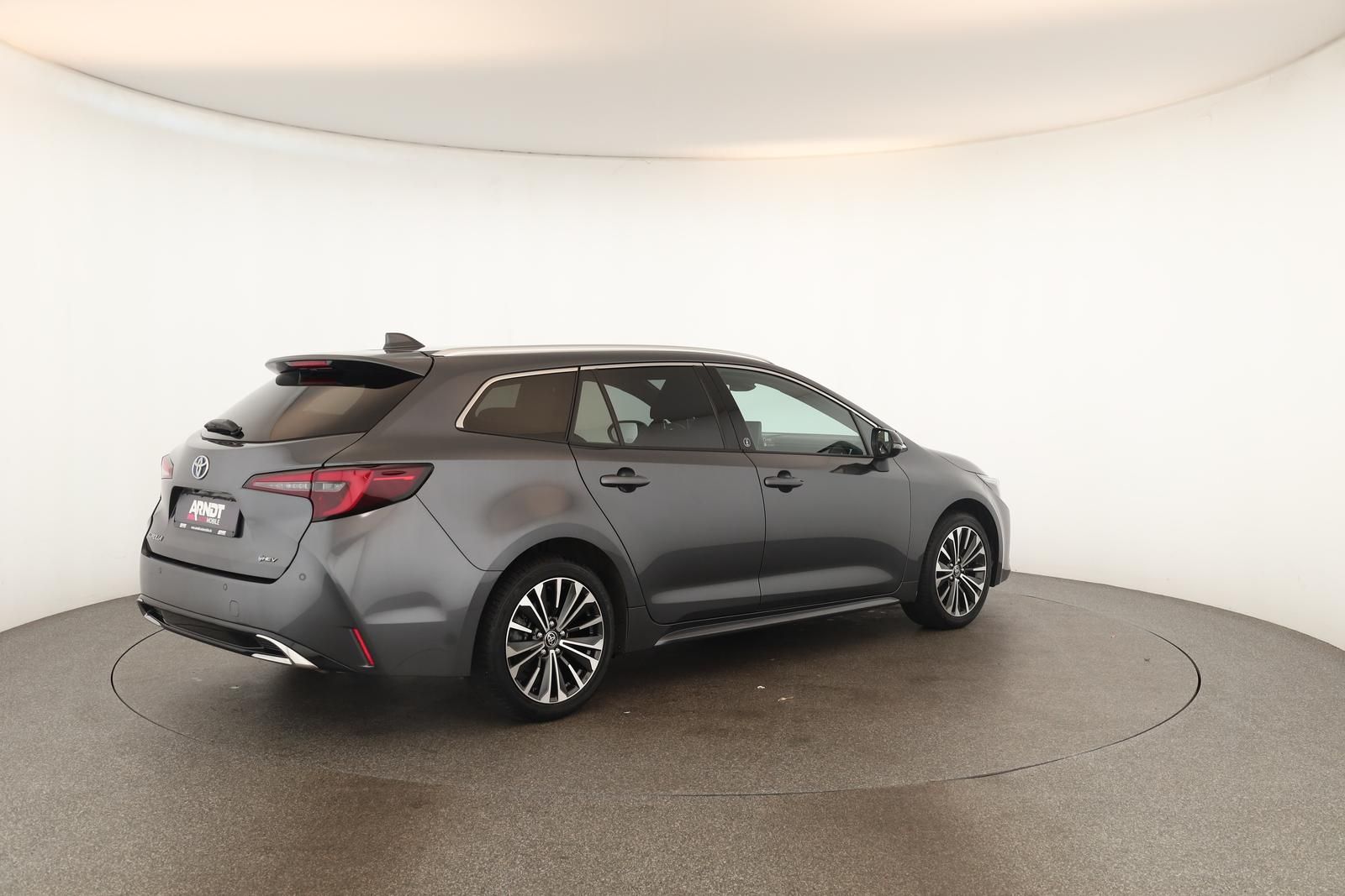 Toyota Corolla Touring Sports 1.8 CVT Team D Navi Kam