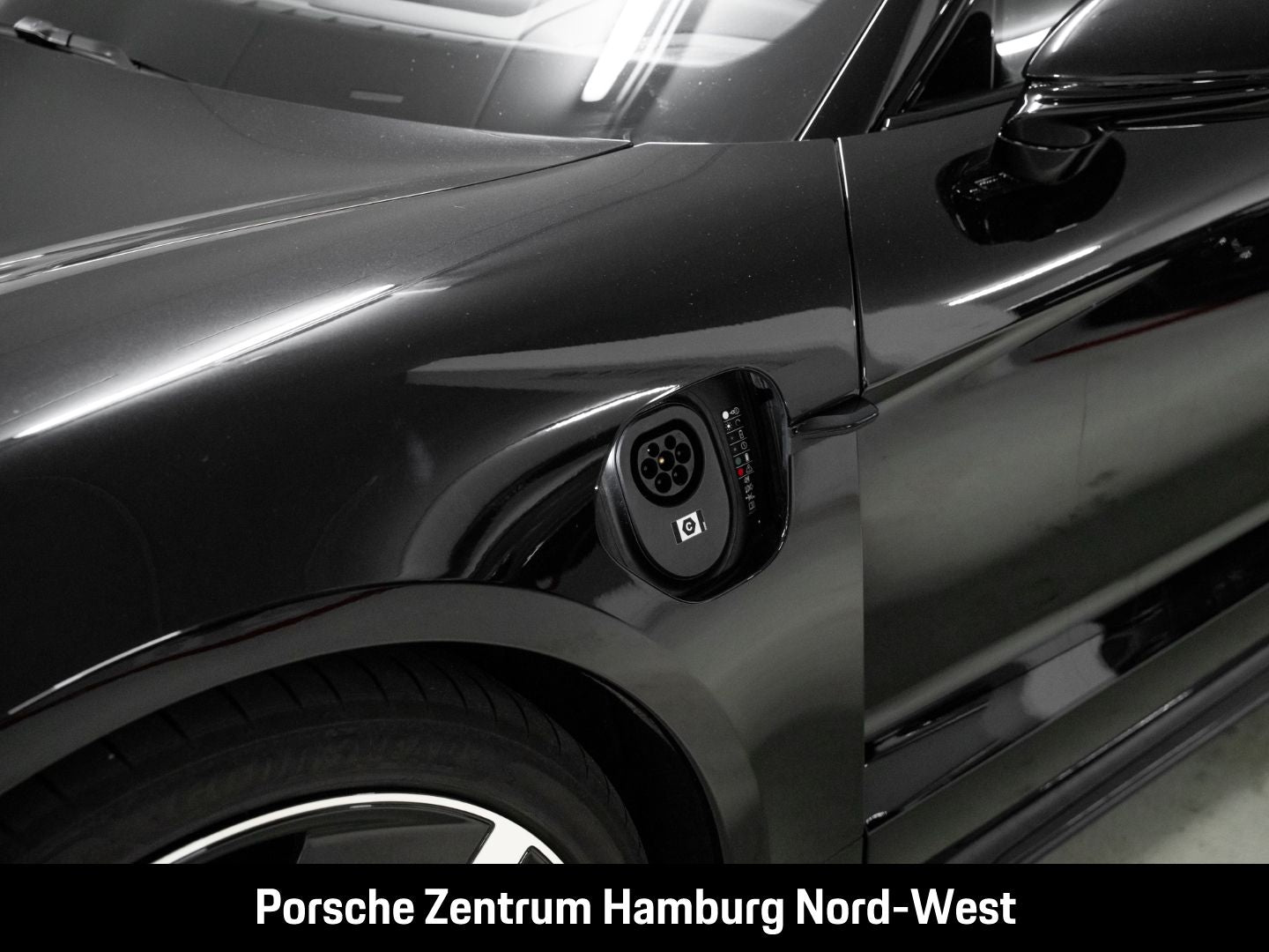 Porsche Taycan Turbo S LED-Matrix InnoDrive Head-Up