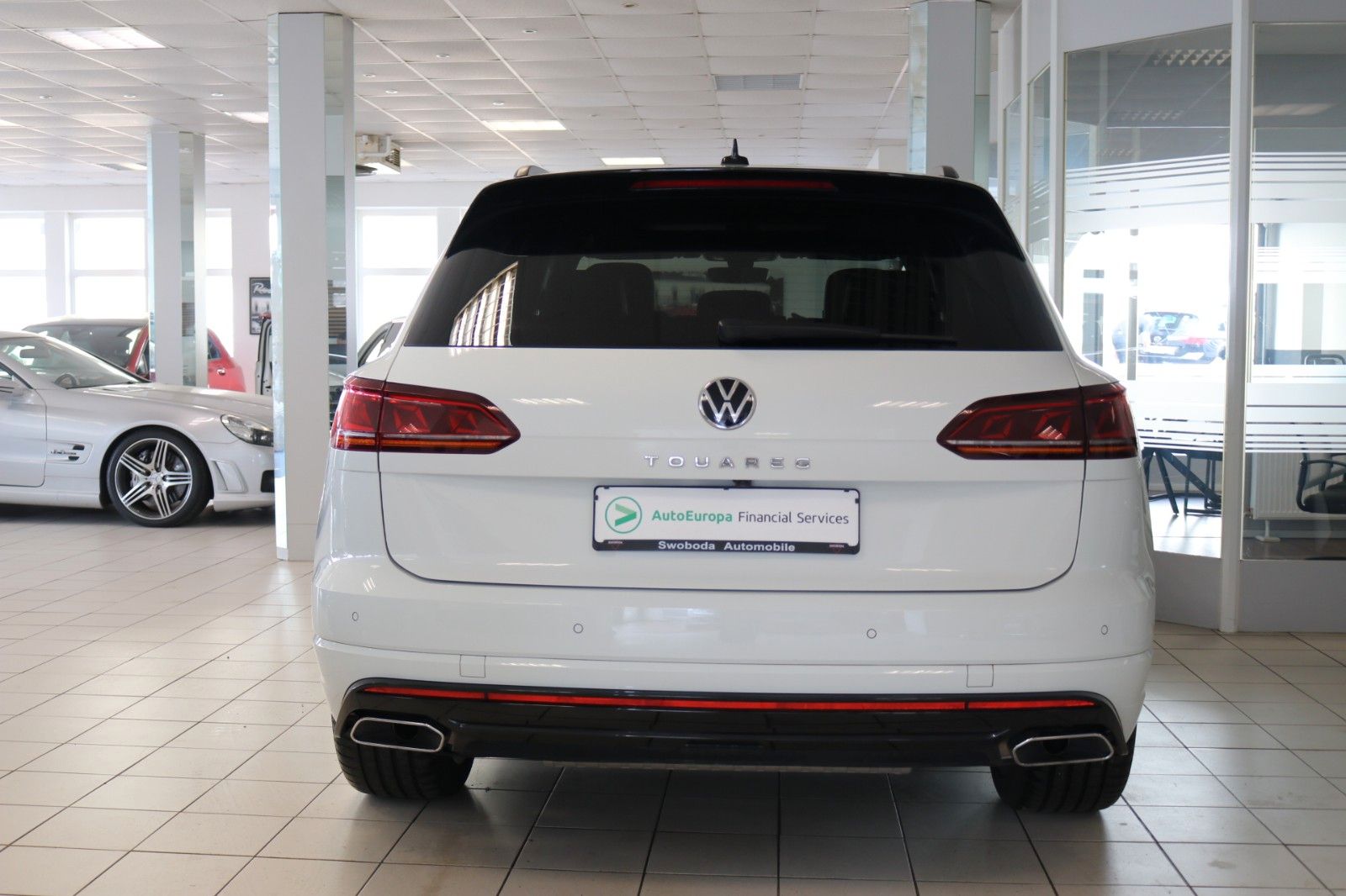 Volkswagen Touareg R-Line Luft AHK Matrix Pano 360° STHZ