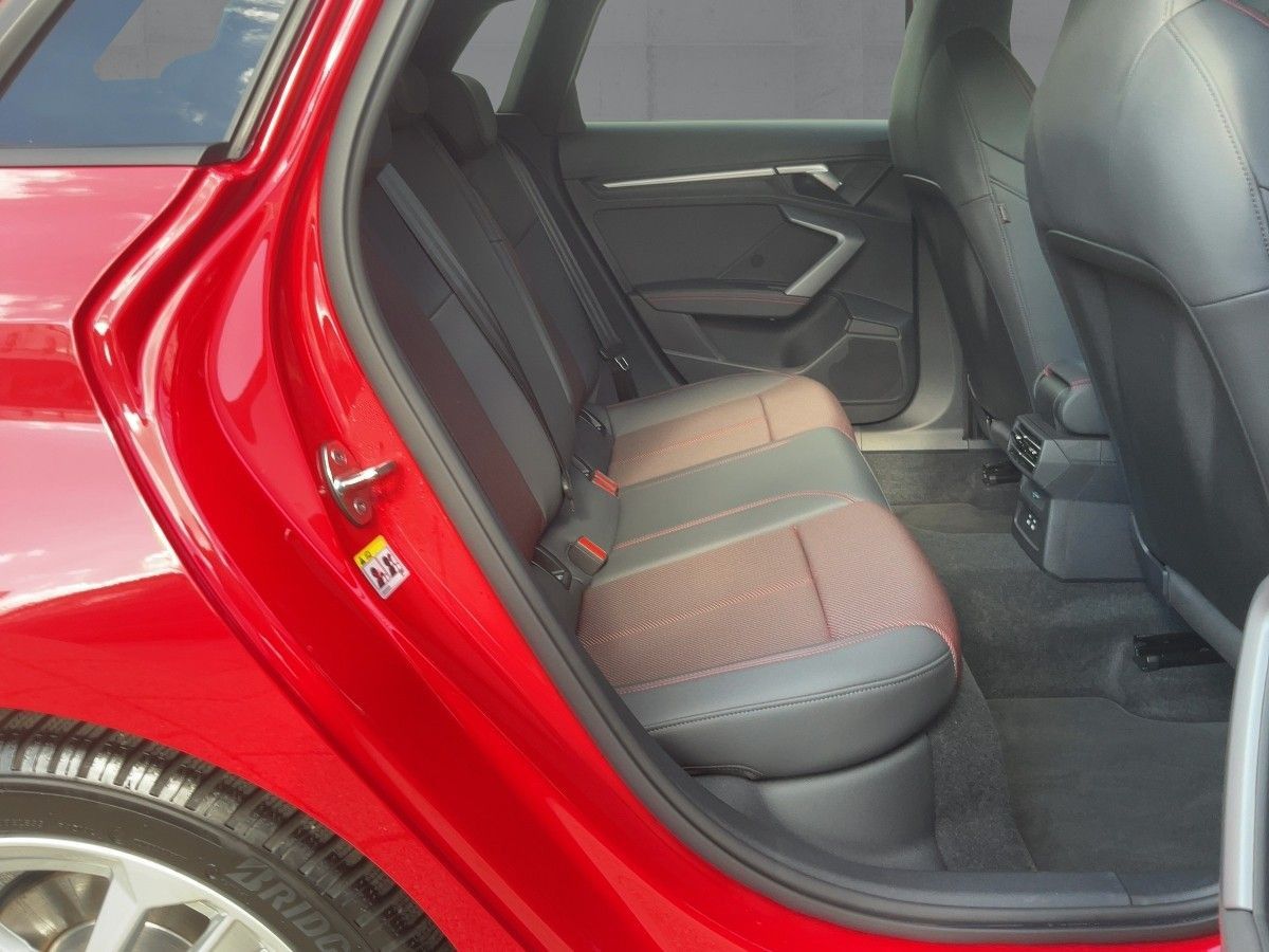 Audi A3 Sportback 35 TFSI S-TR ADVANCED - Samsaru's Car Outlet
