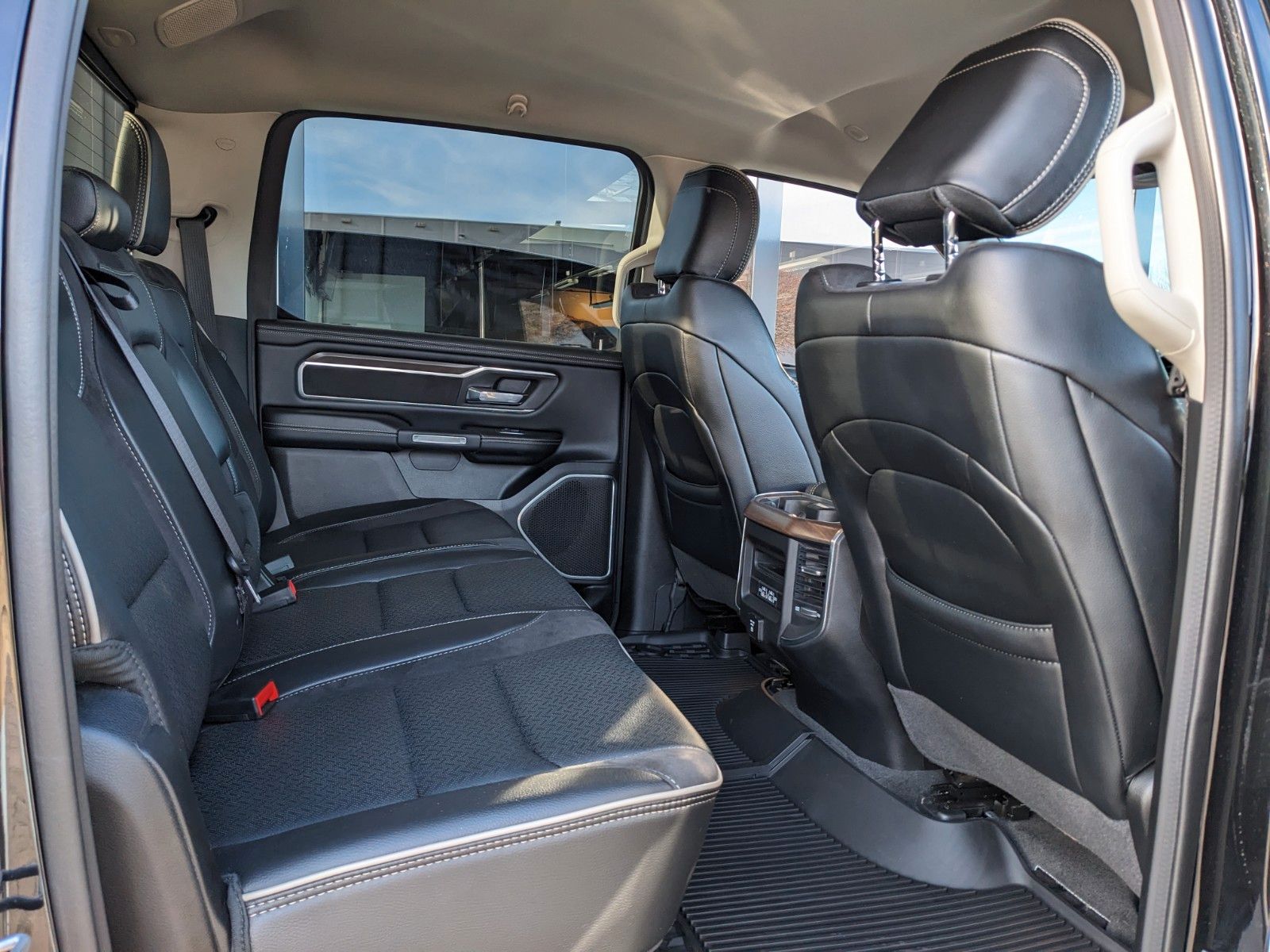 Dodge RAM 1500  Laramie  HEMI 5.7 LPG-Gas E-TORQUE 4x4