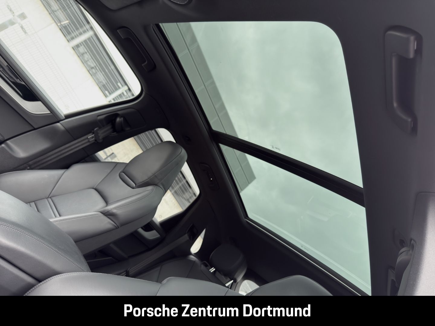 Porsche Cayenne S BOSE InnoDrive Panoramadach LED-Matrix