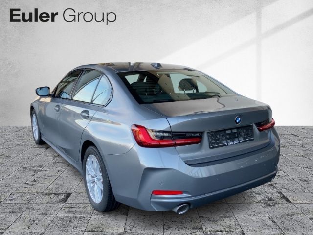BMW 320 d xDr Lim FACELIFT AHK Navi DigitCockpit LED