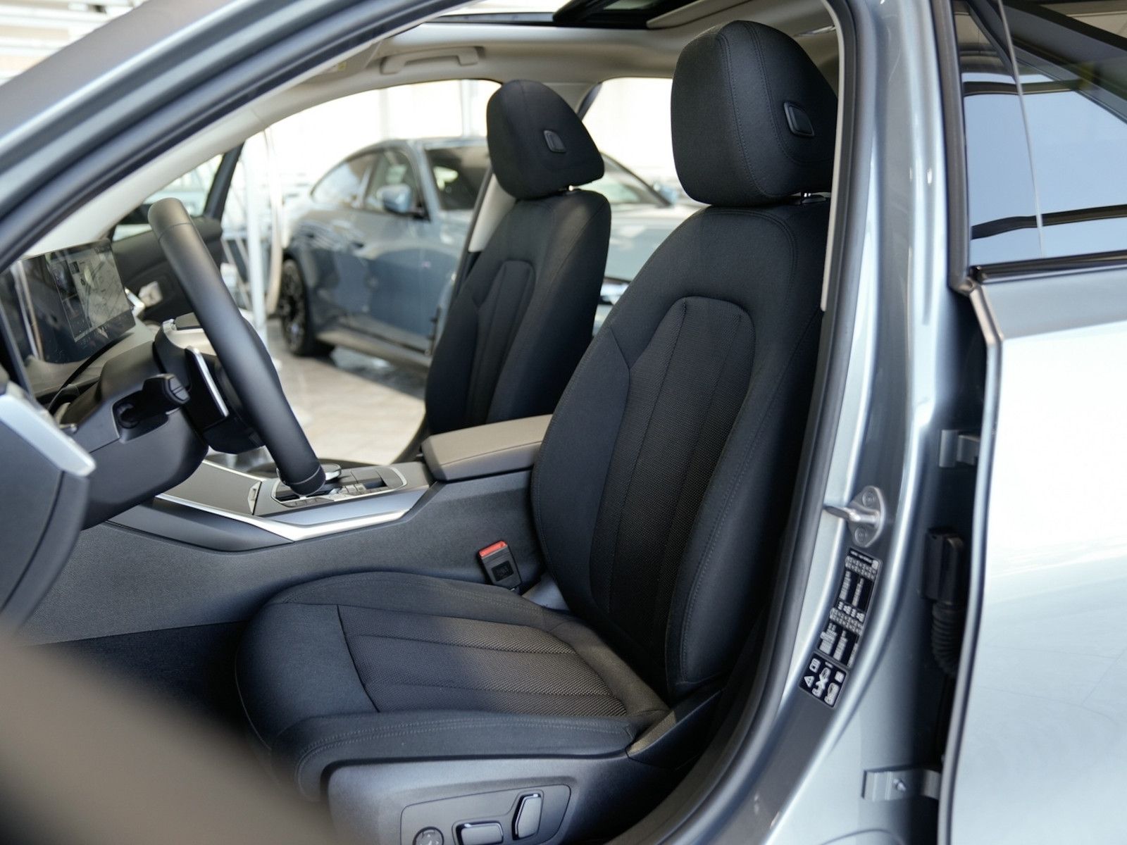 BMW 320d xDrive Memory Glasdach 360K Head-Up