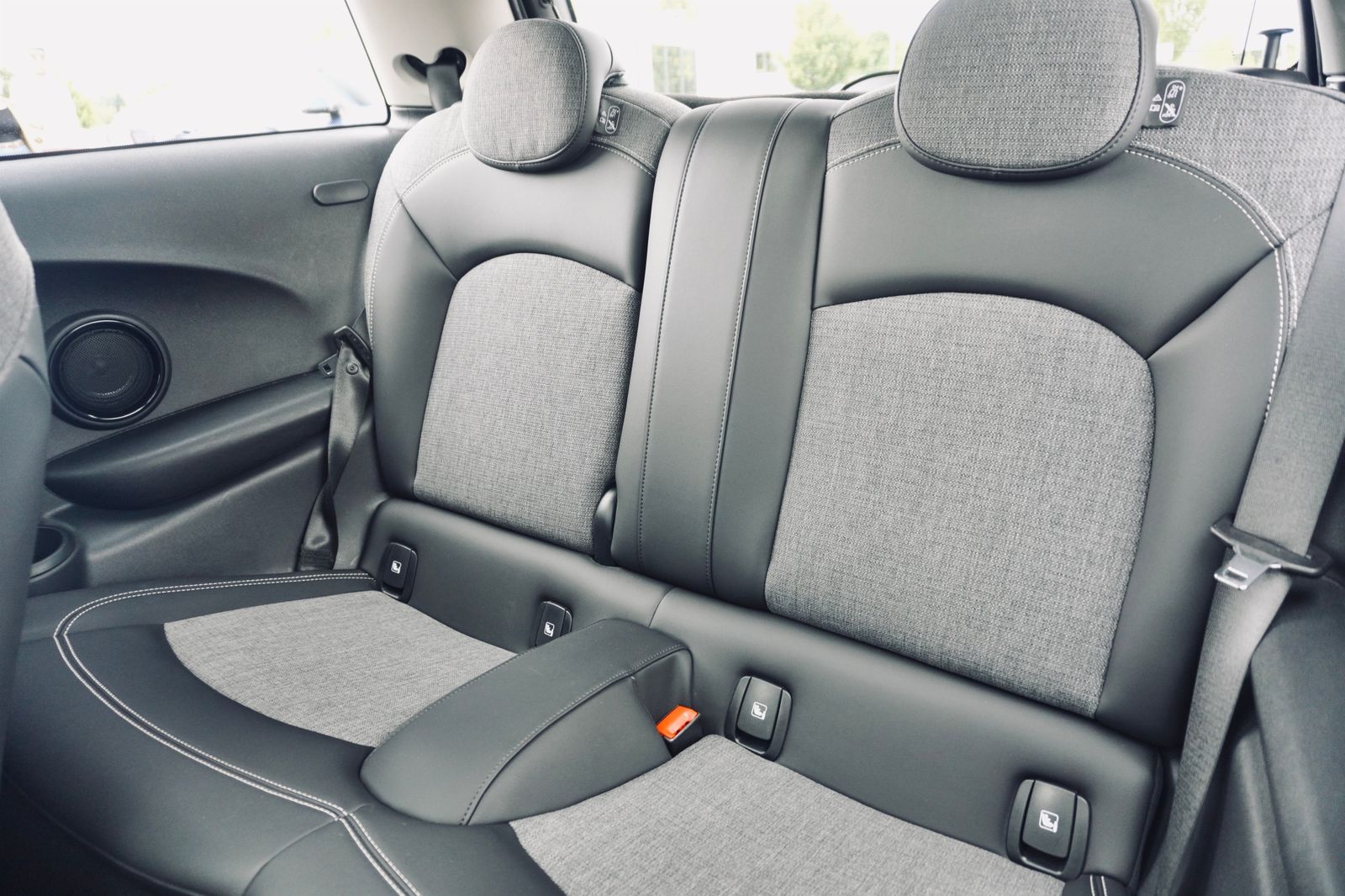 MINI Cooper SE Hatch - Samsaru's Car Outlet