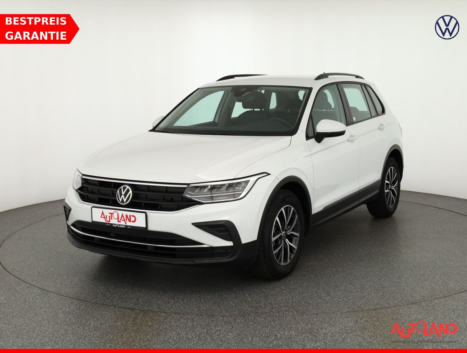 Volkswagen Tiguan 1.5 TSI Life - Samsaru's Car Outlet