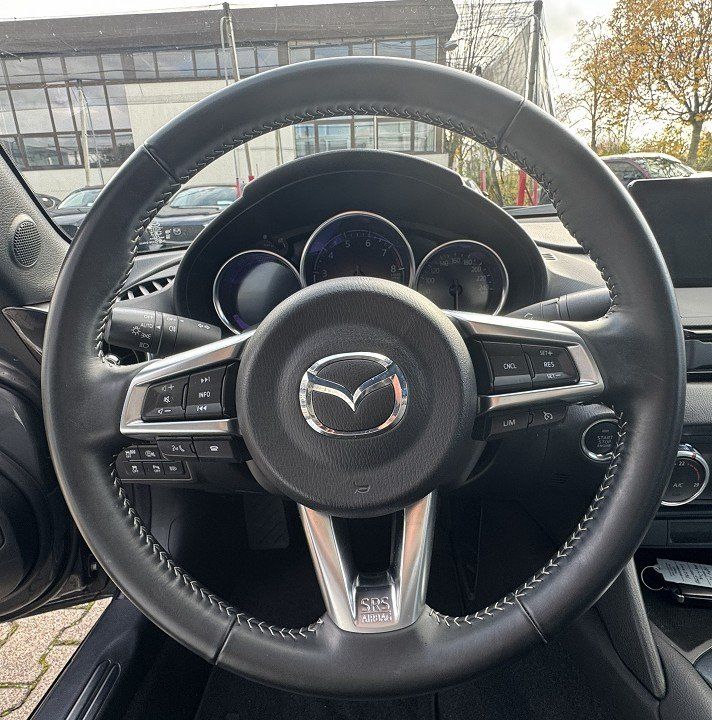 Mazda MX-5 2.0L SKYACTIV-G  184 6MT RWD Exclusive-line