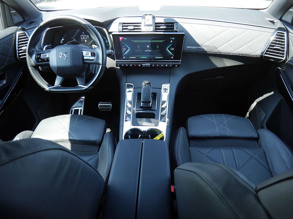 DS Automobiles DS 7 Crossback E-Tense Rivoli 4x4 AKTIVSITZE LED