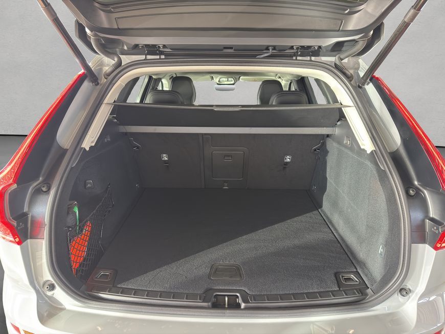 Volvo XC60 B5 B AWD Core