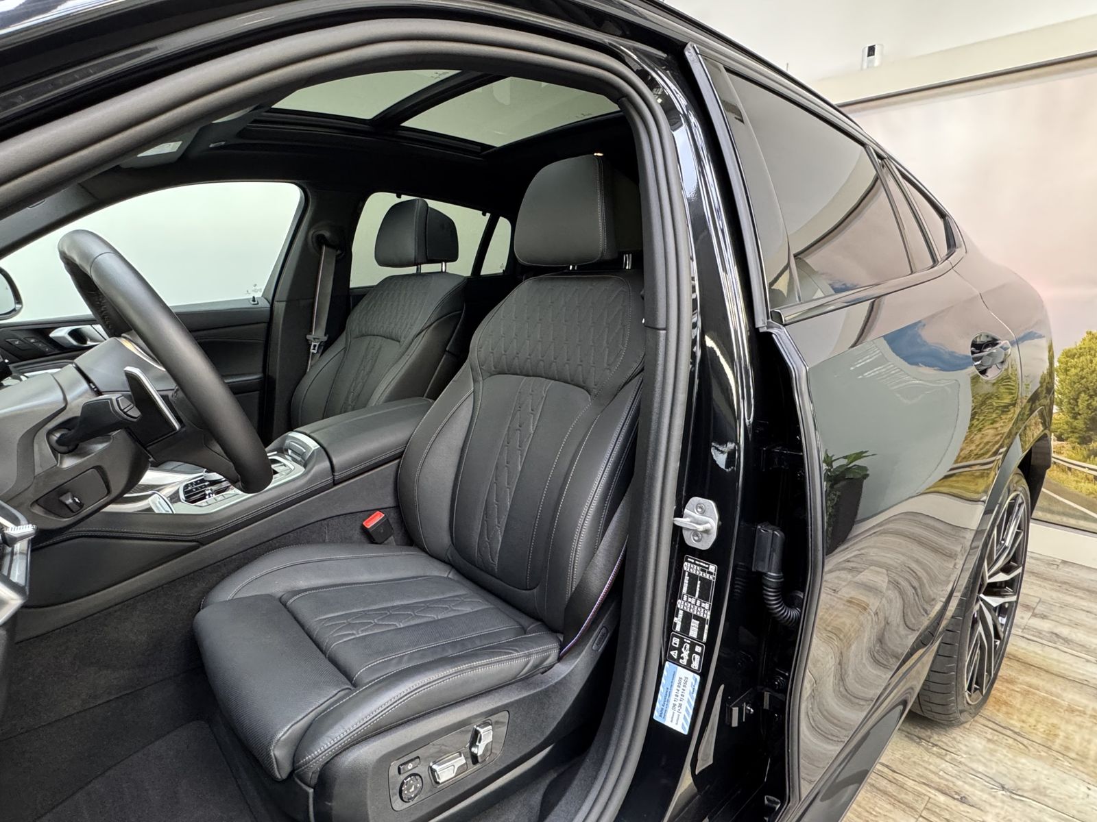 BMW X6 xDrive40d M Sport Pro - Samsaru's Car Outlet