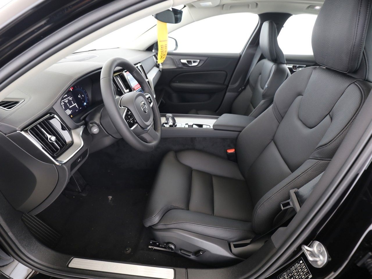 Volvo S60 B5 Ultimate Dark AWD*S-ZINS 1,99% eff.*STHZ