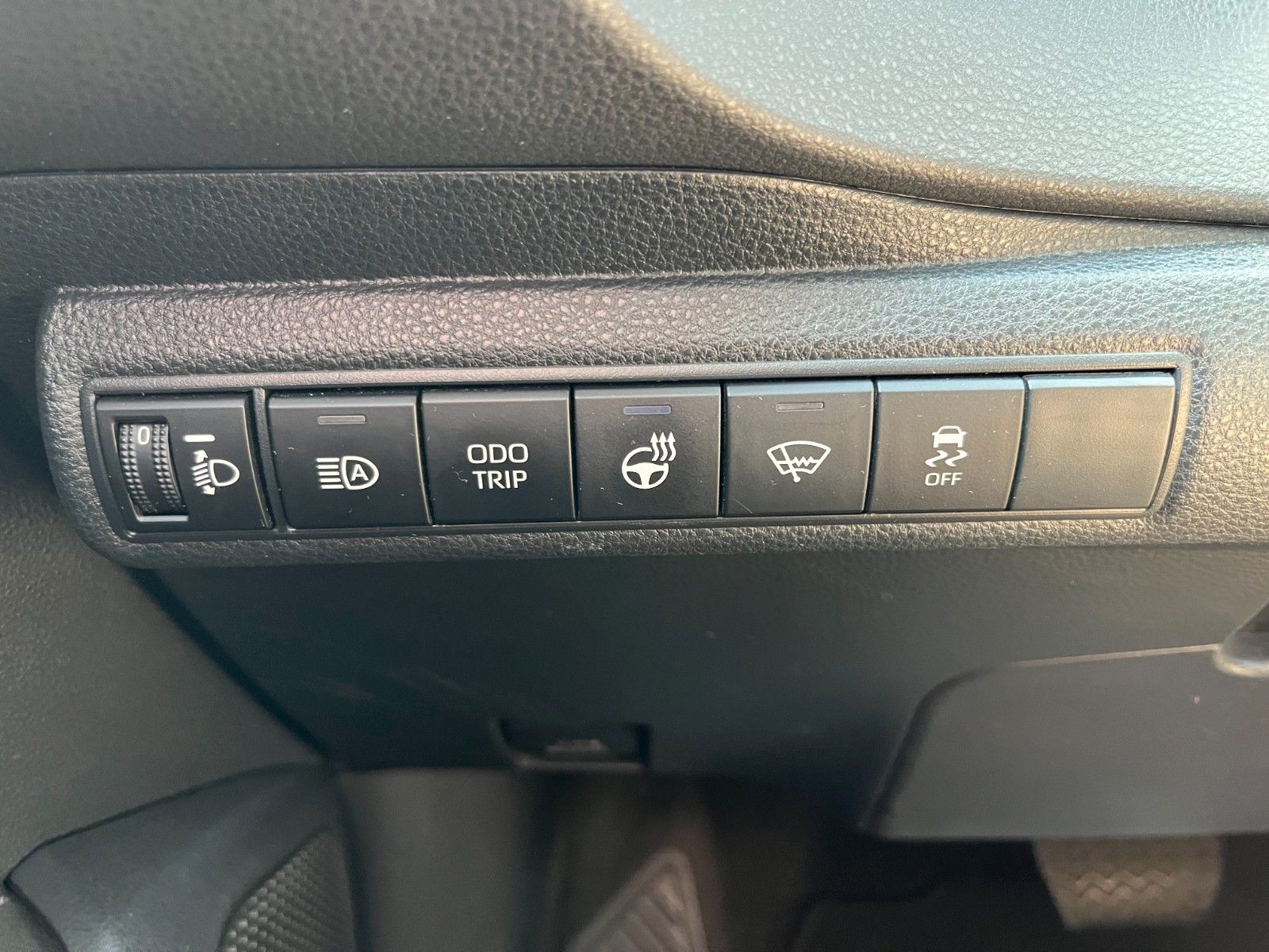 Toyota Corolla TS Hybrid Business Edition - Samsaru's Car Outlet