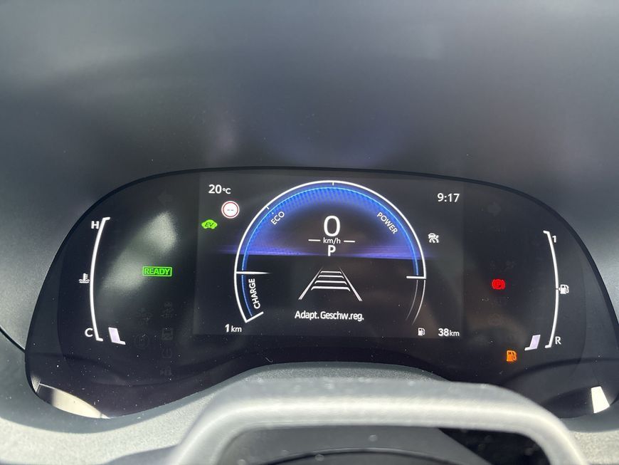 Toyota Yaris Cross Hybrid Teamplayer Technik-Paket PDC