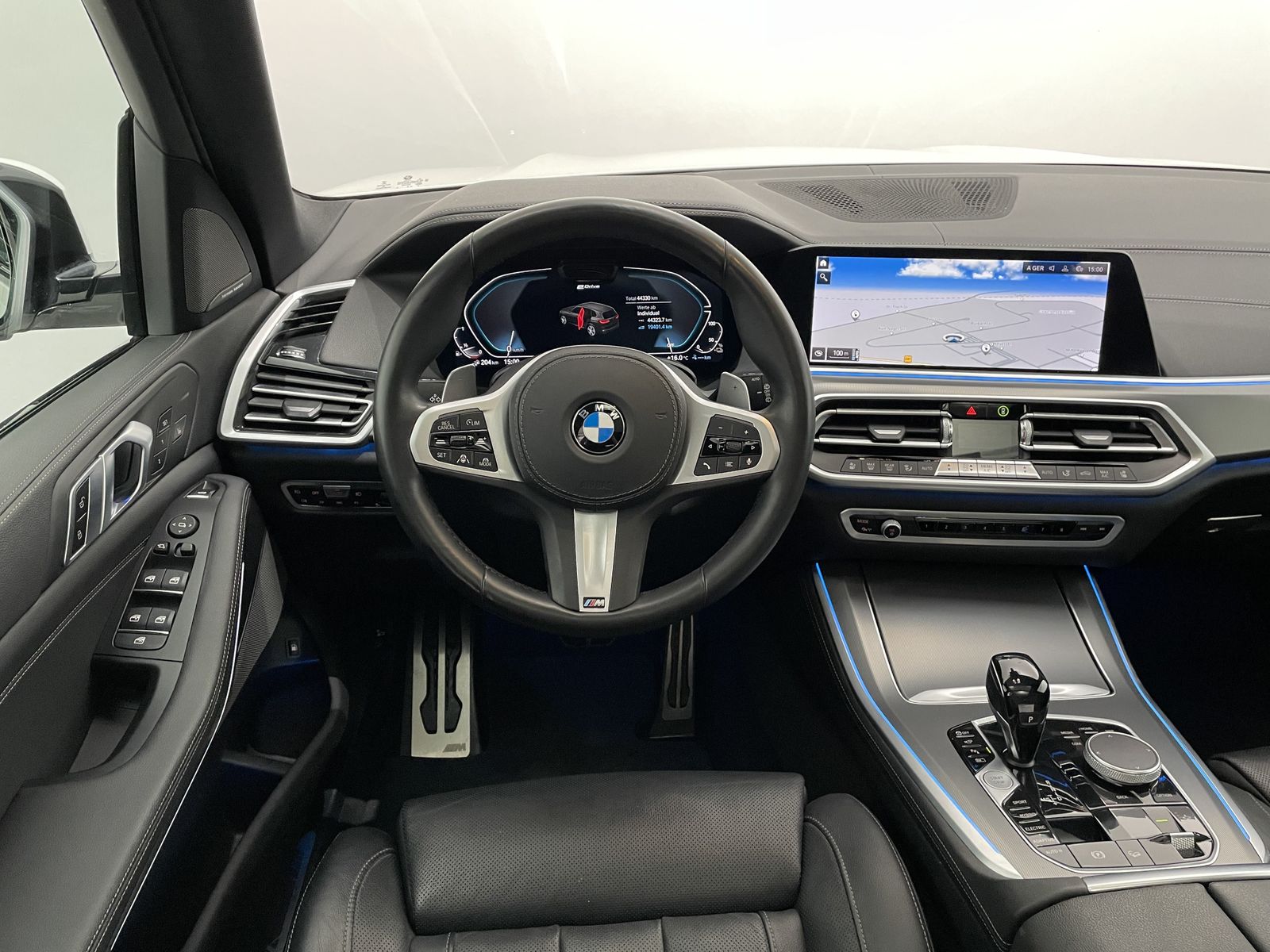 BMW X5 xDrive45e M Sport NAVI HUD LASER 360° PANO SH