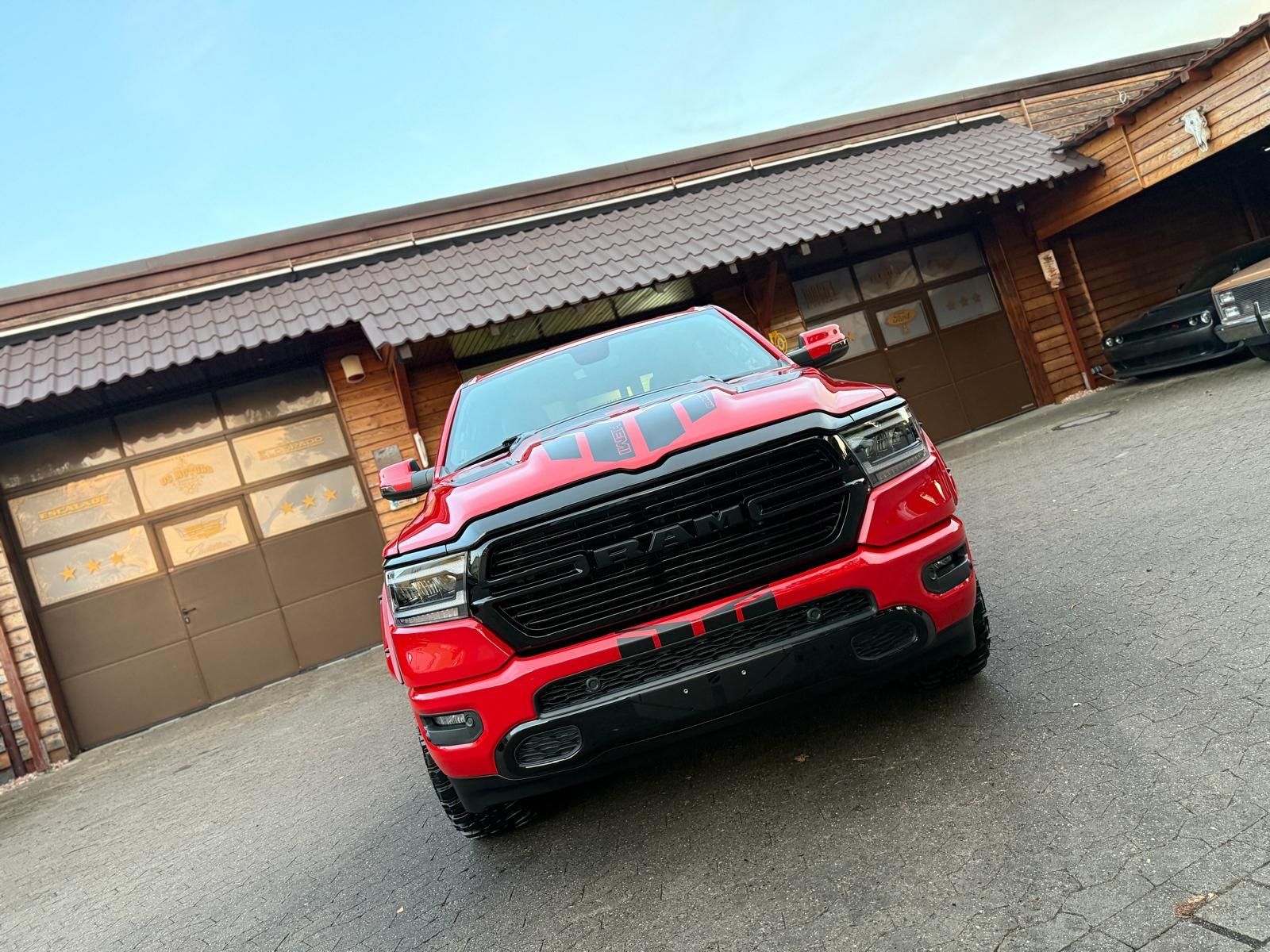 Dodge V8*SPORT*LIFT*4X4*AHK*LED*OFFROAD*NAVI*GARANTIE