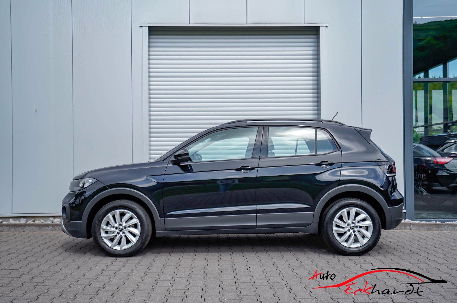 Volkswagen T-Cross Life - Samsaru's Car Outlet