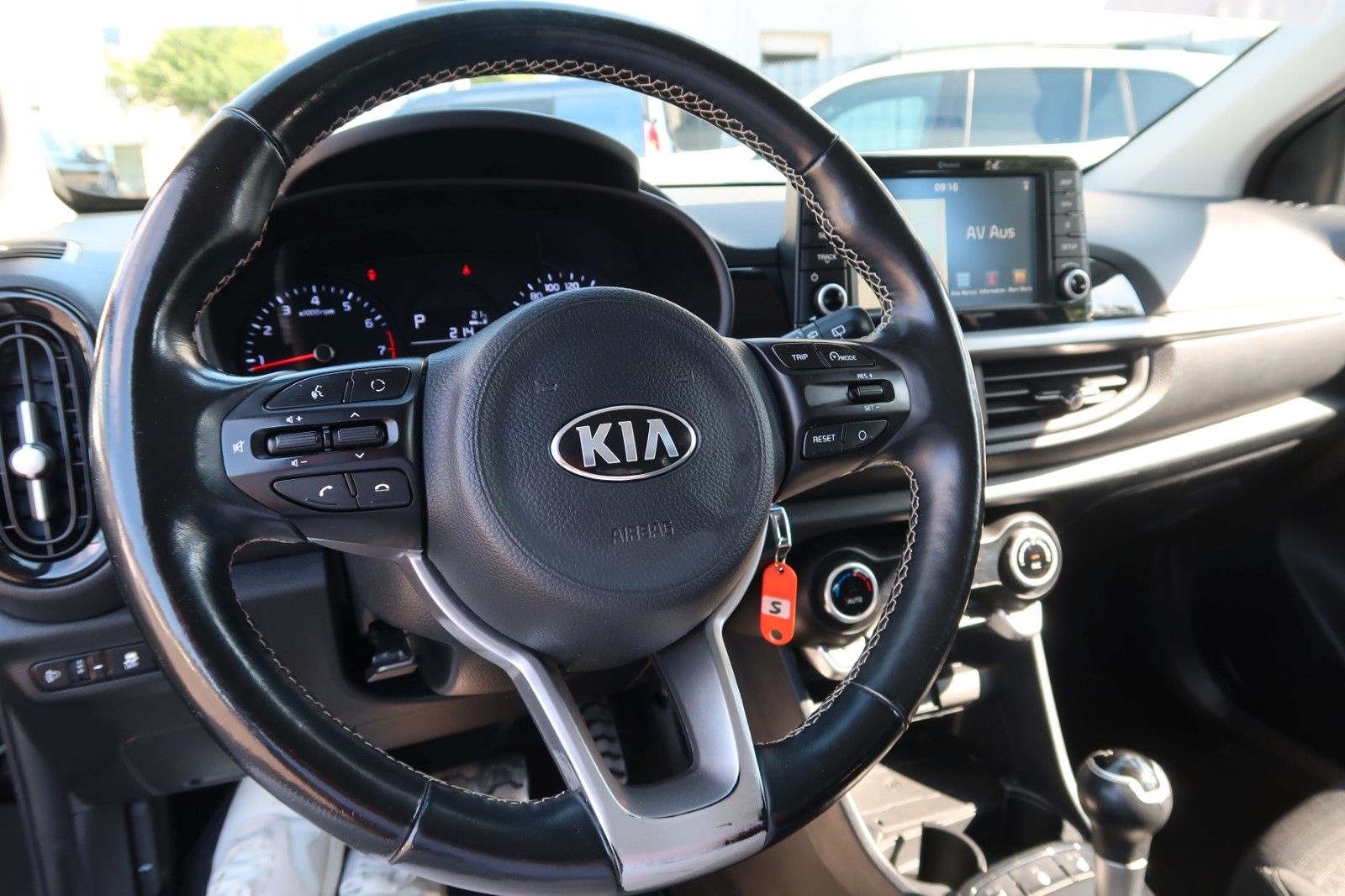 Kia Picanto Spirit - Samsaru's Car Outlet