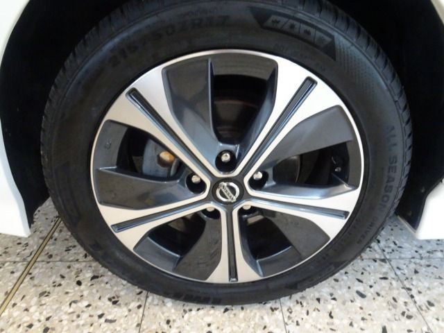 Nissan Leaf N-Connecta - Samsaru's Car Outlet