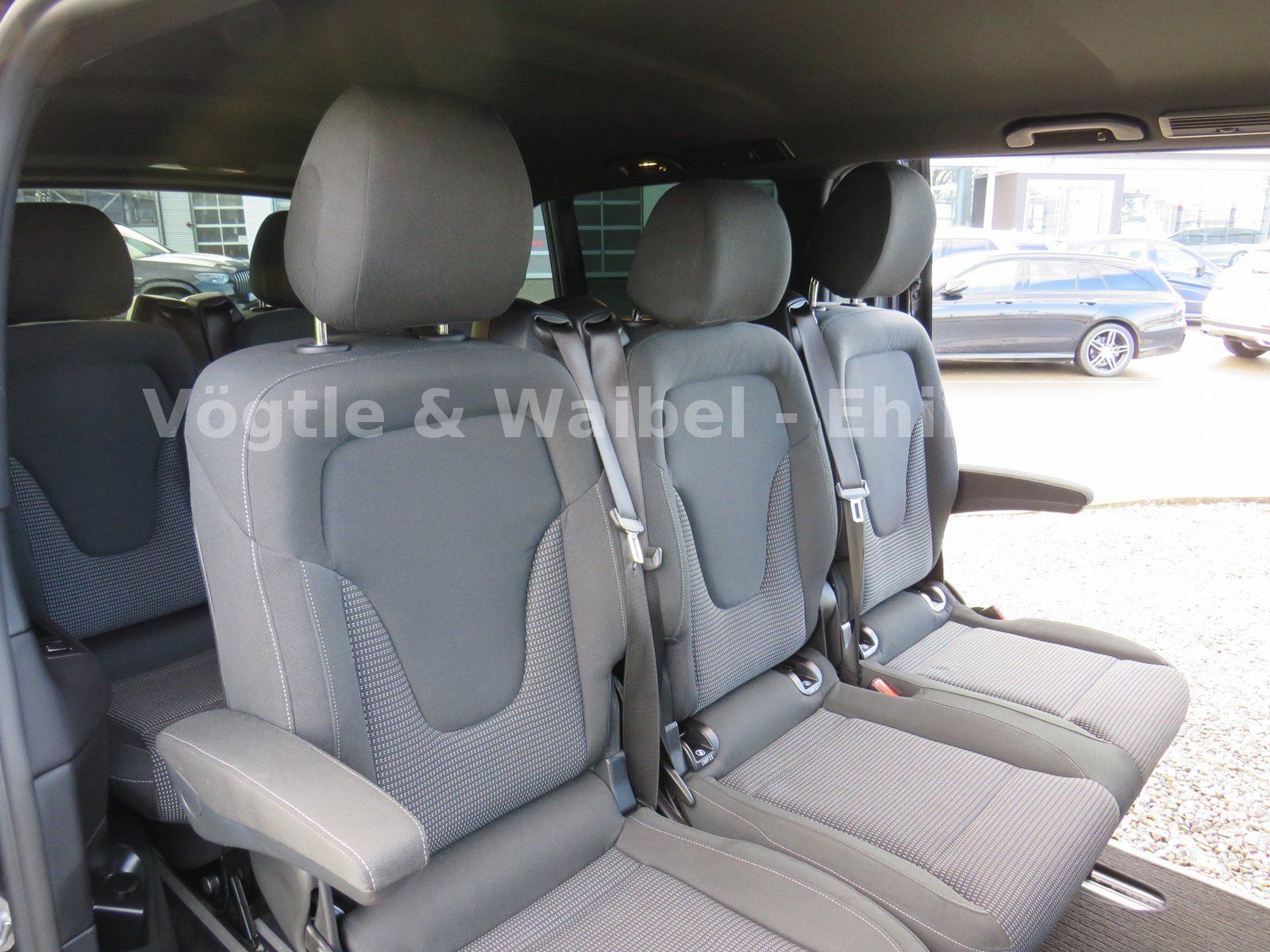 Mercedes-Benz V 300 d ED Lang - Samsaru's Car Outlet